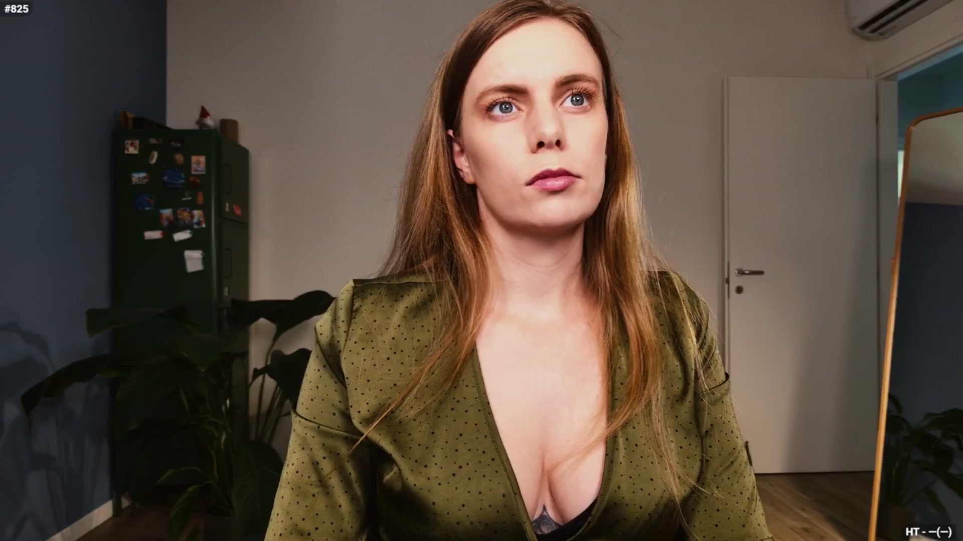 Gallery image thumbnail from Personage's myfreecams stream on, 09/18/2025, 12:18 image 2 of 20