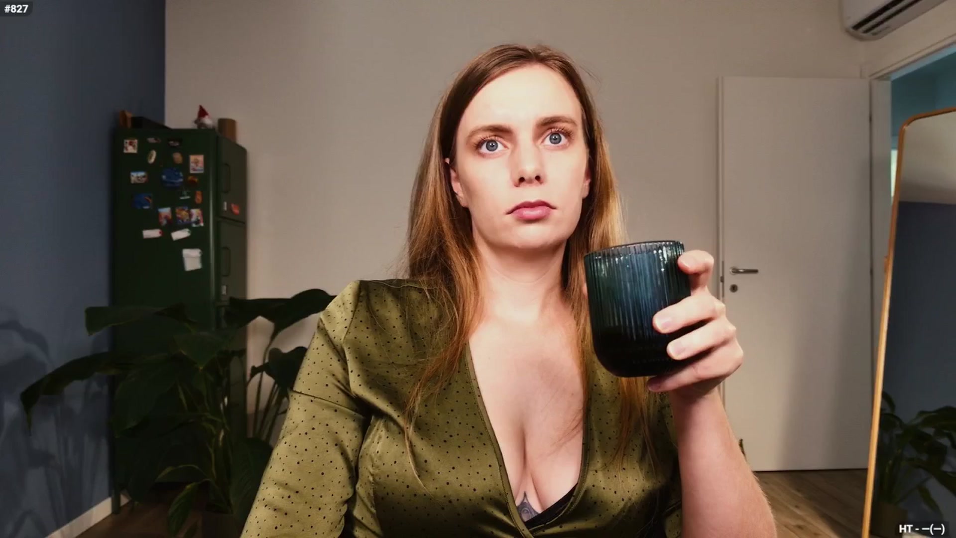 Gallery image thumbnail from Personage's myfreecams stream on, 09/18/2025, 12:18 image 8 of 20
