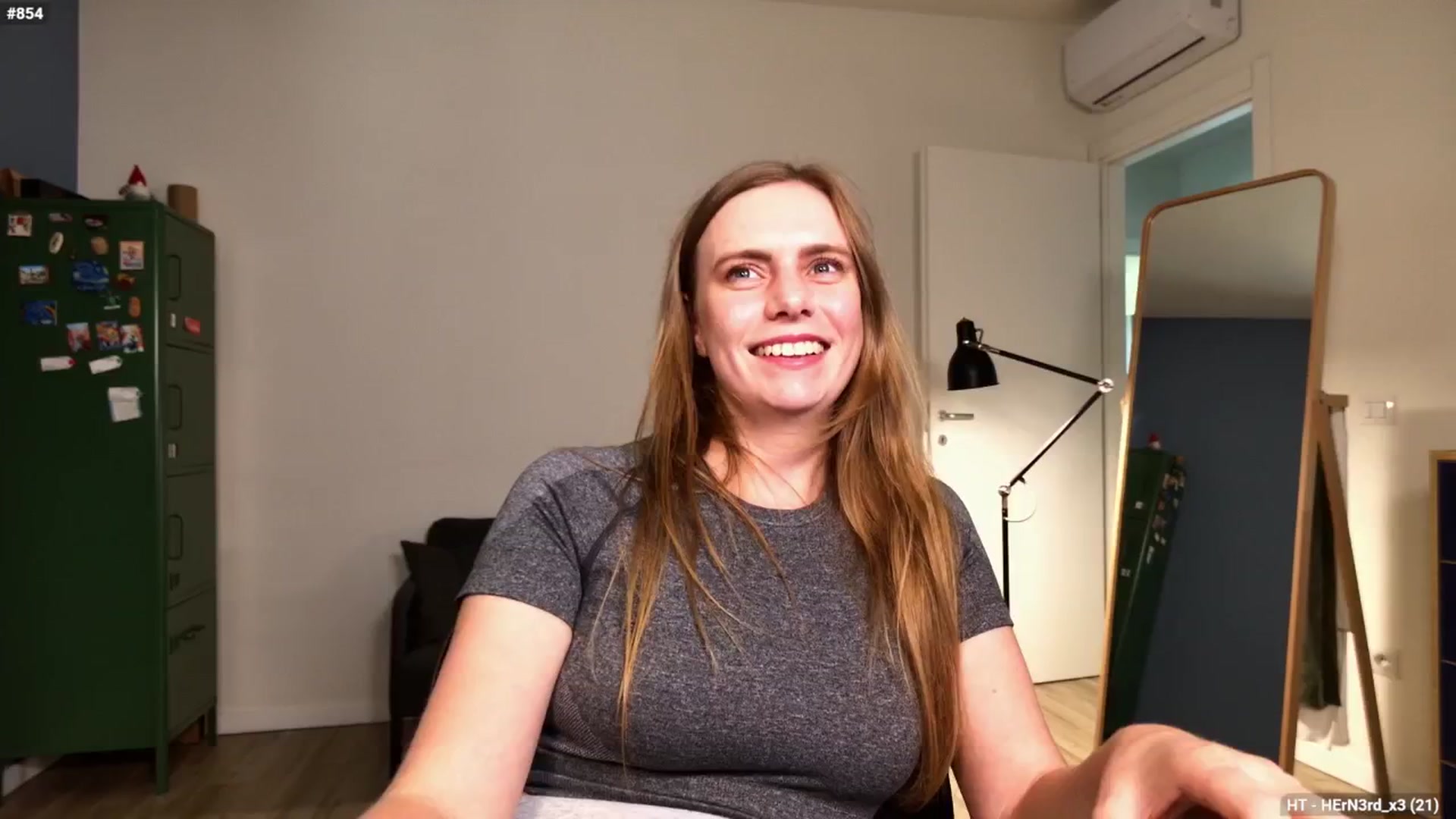 Gallery image thumbnail from Personage's myfreecams stream on, 09/29/2025, 15:30 image 13 of 20