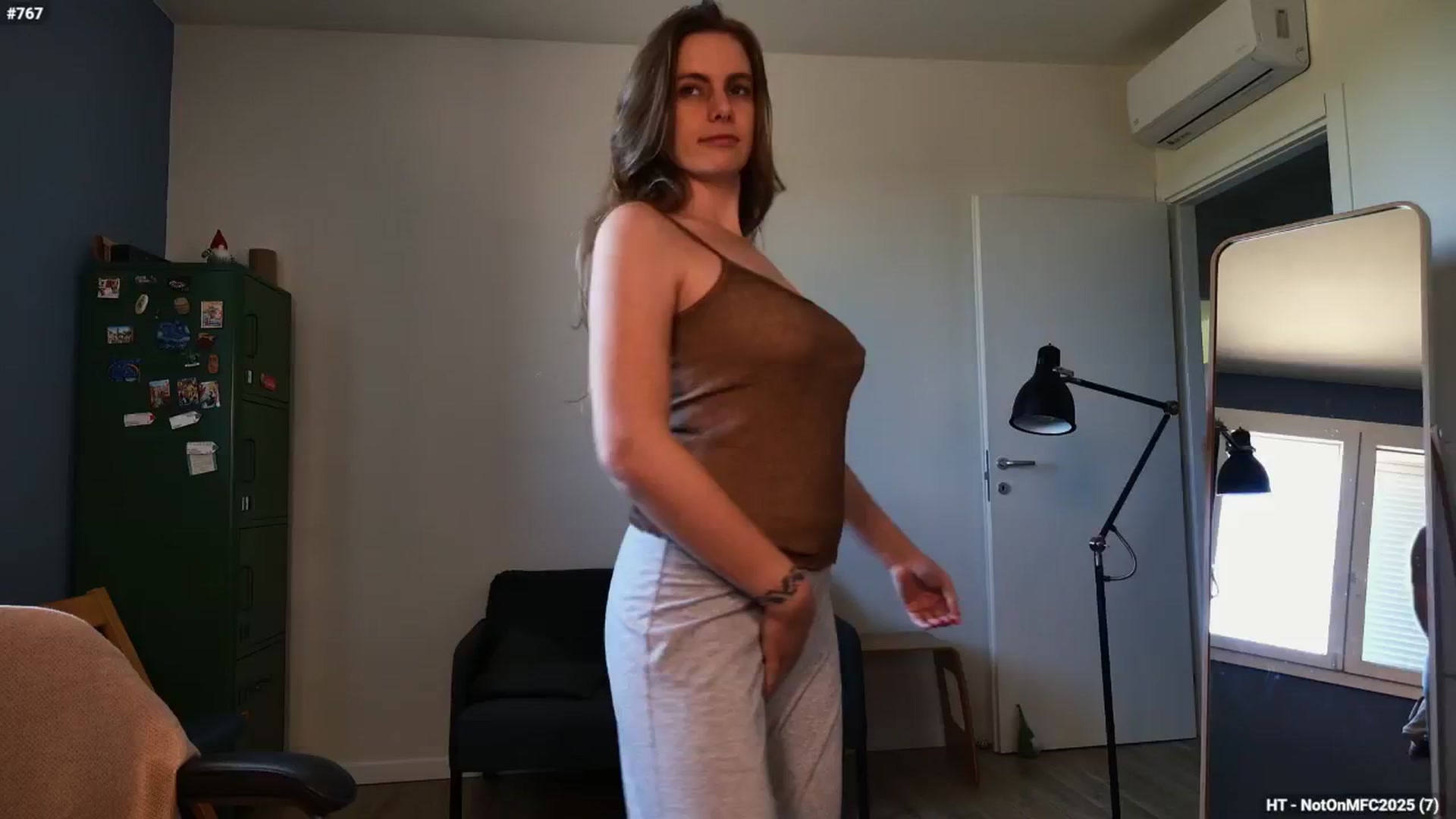 Gallery image thumbnail from Personage's myfreecams stream on, 10/08/2025, 13:59 image 5 of 20