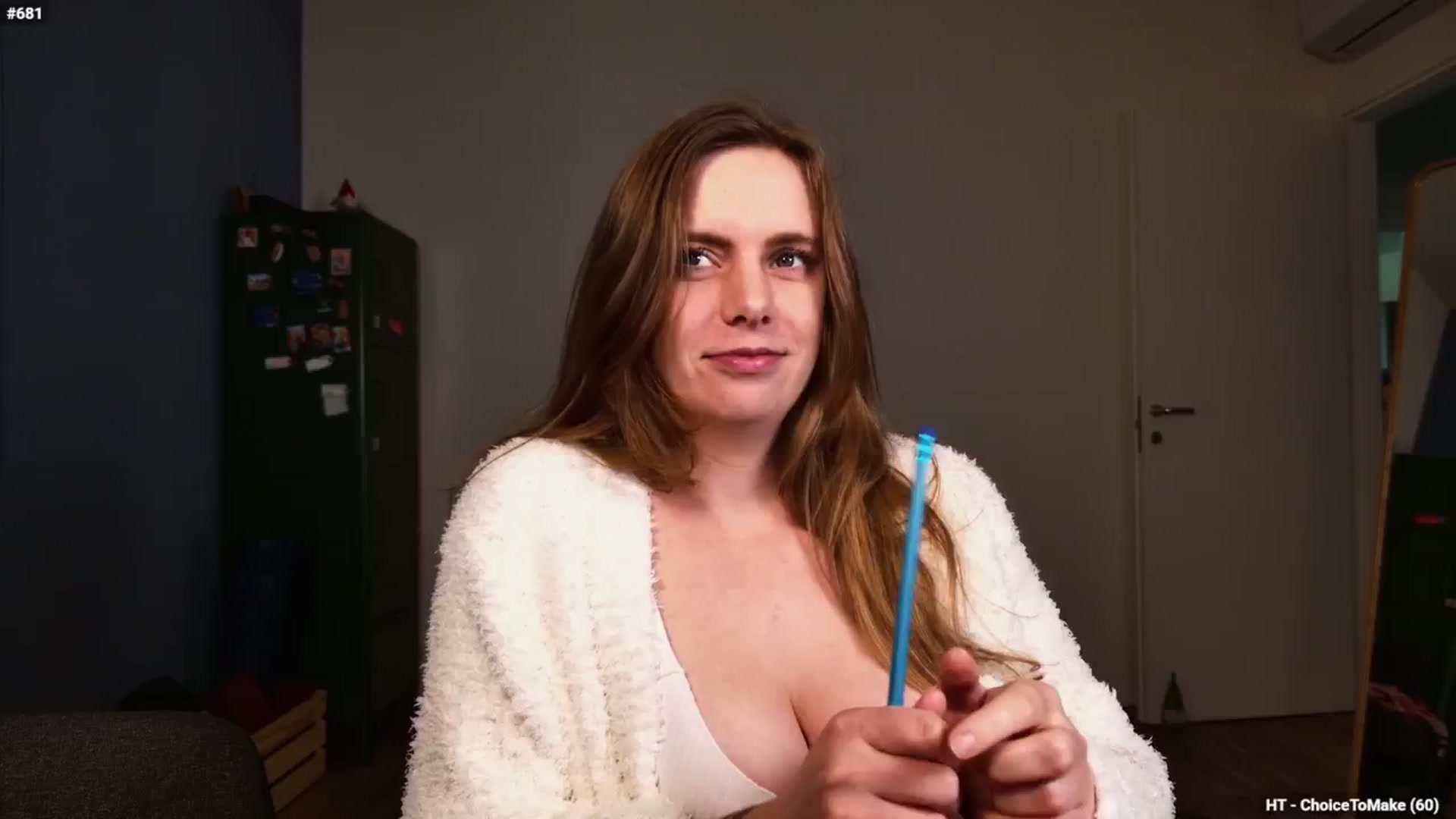 Gallery image thumbnail from Personage's myfreecams stream on, 10/21/2025, 15:22 image 11 of 20