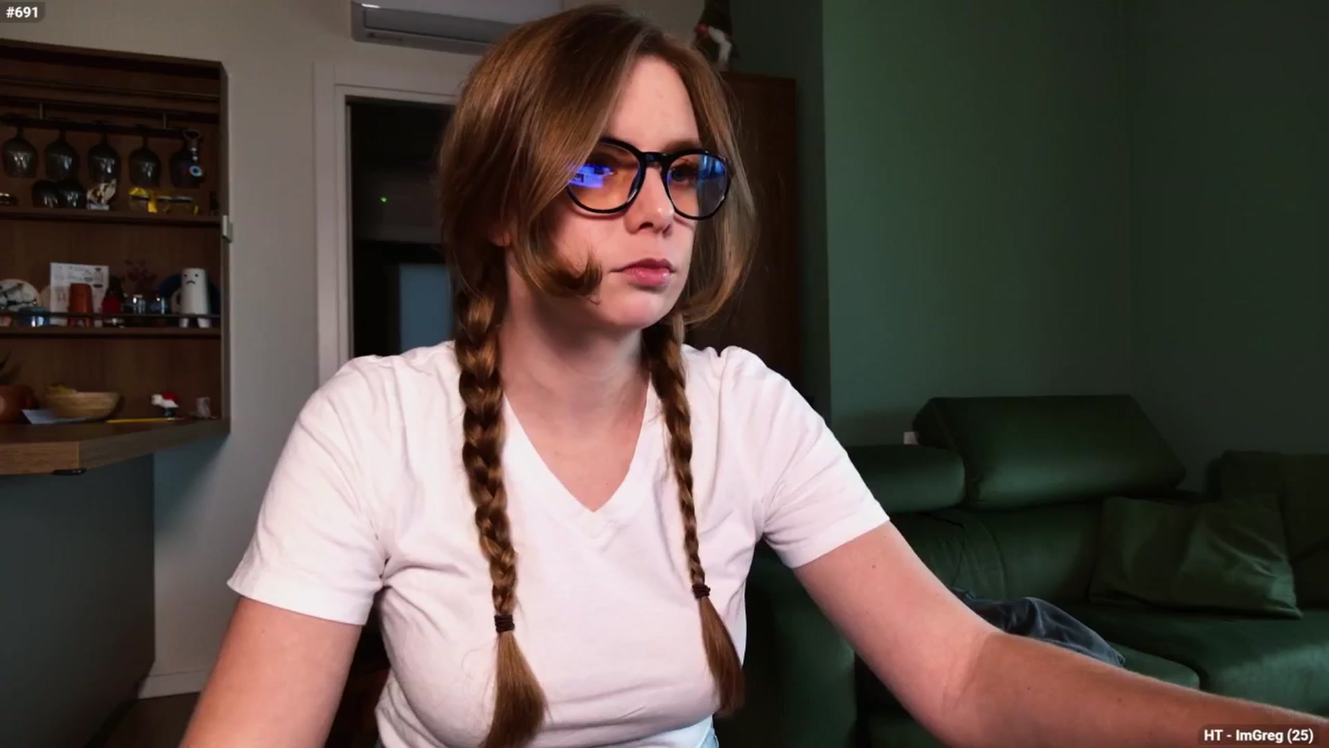 Gallery image thumbnail from Personage's myfreecams stream on, 10/22/2025, 12:55 image 11 of 20