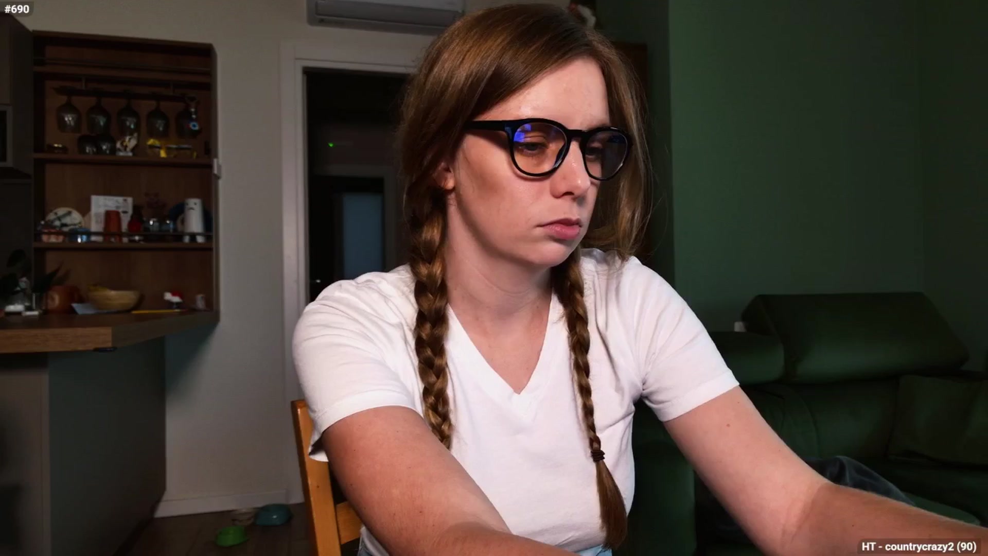 Gallery image thumbnail from Personage's myfreecams stream on, 10/22/2025, 14:00 image 4 of 20