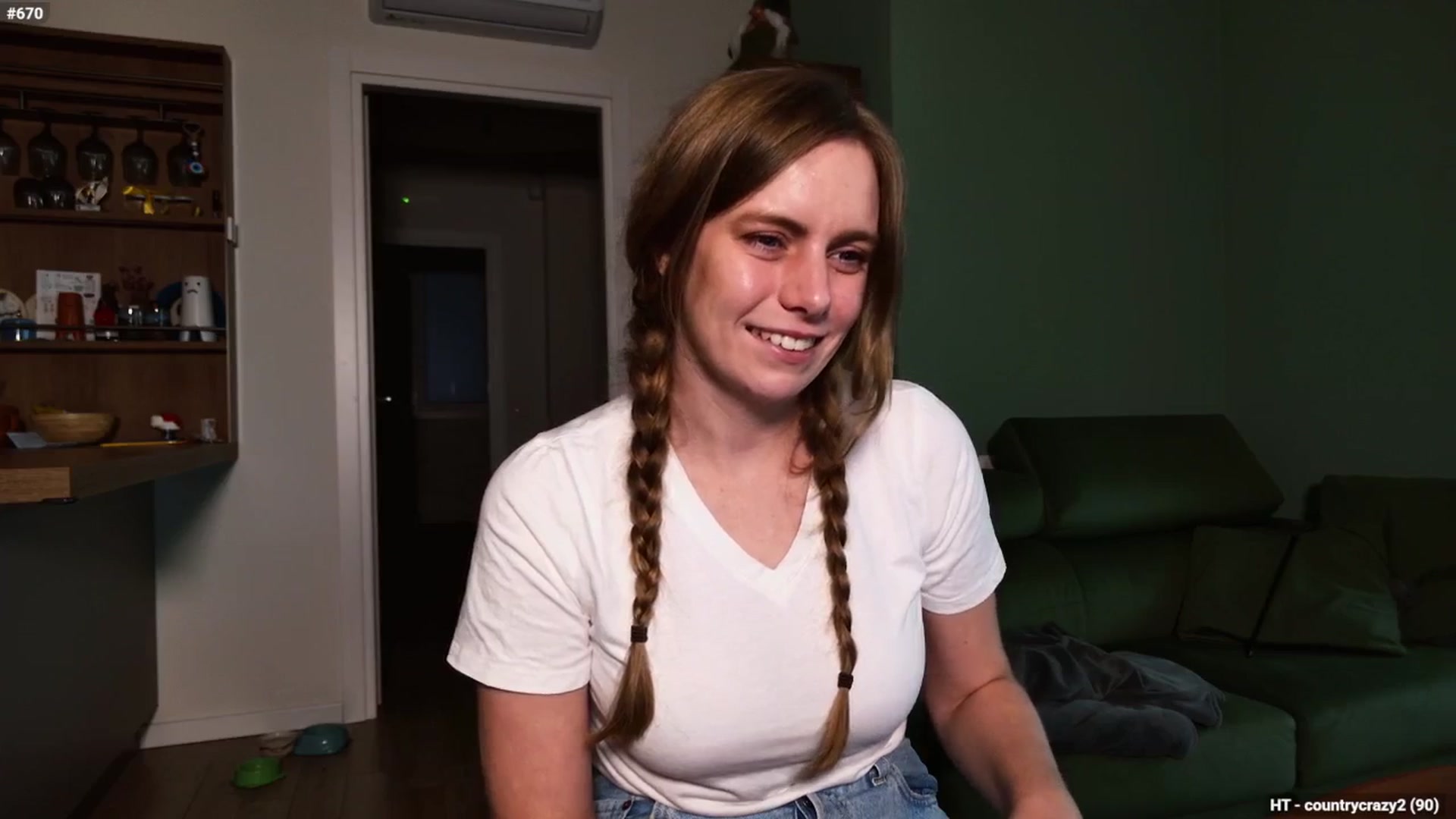 Gallery image thumbnail from Personage's myfreecams stream on, 10/22/2025, 14:00 image 18 of 20