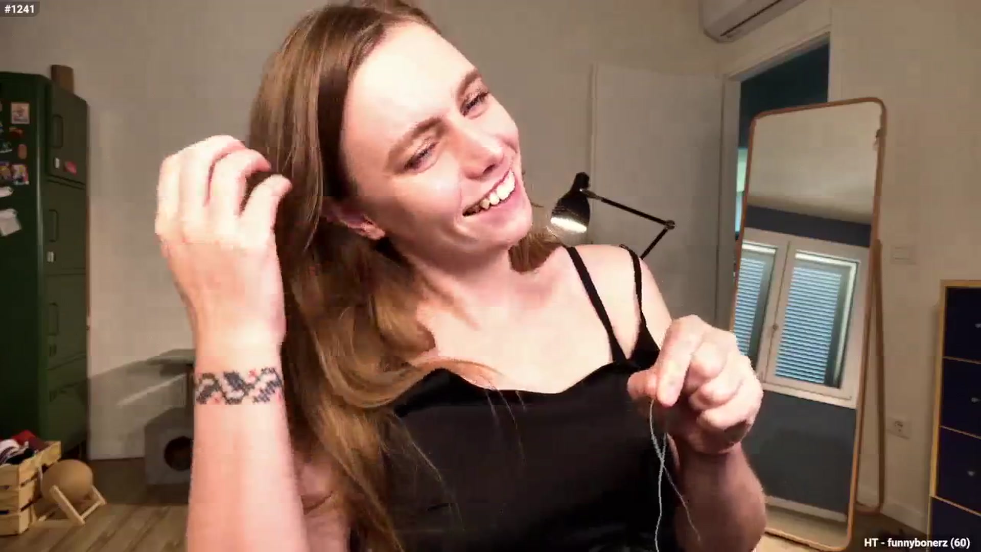 Gallery image thumbnail from Personage's myfreecams stream on, 11/05/2025, 15:45 image 12 of 20