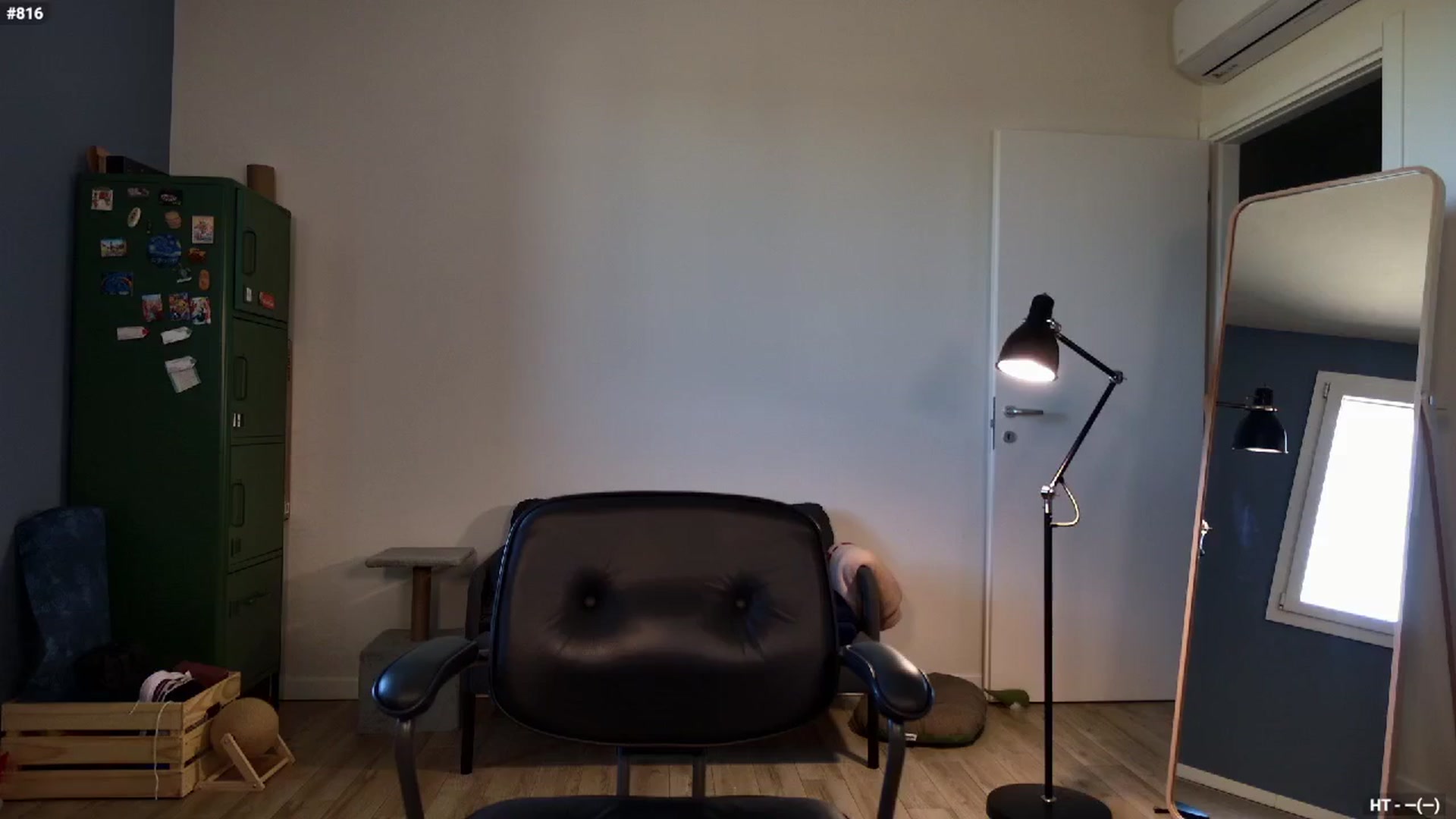 Gallery image thumbnail from Personage's myfreecams stream on, 11/06/2025, 14:05 image 14 of 20