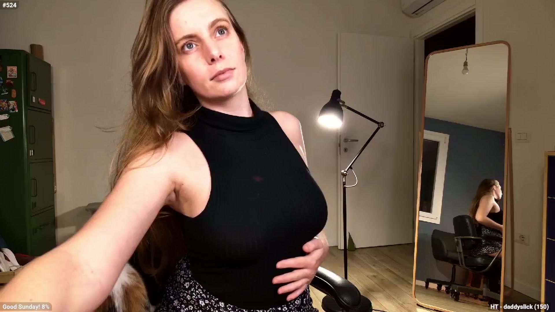 Gallery image thumbnail from Personage's myfreecams stream on, 11/16/2025, 17:34 image 16 of 20