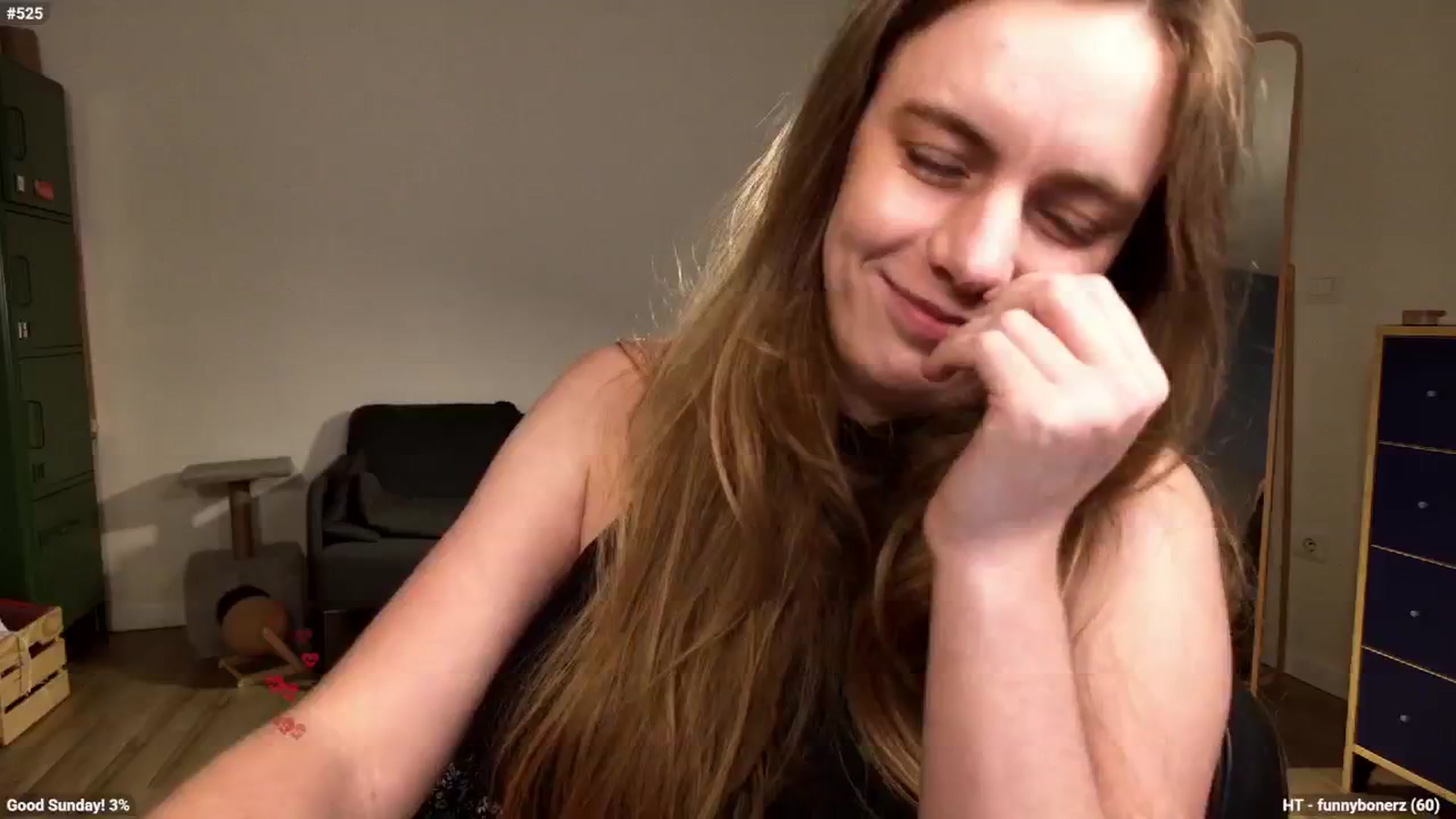 Gallery image thumbnail from Personage's myfreecams stream on, 11/16/2025, 17:34 image 9 of 20