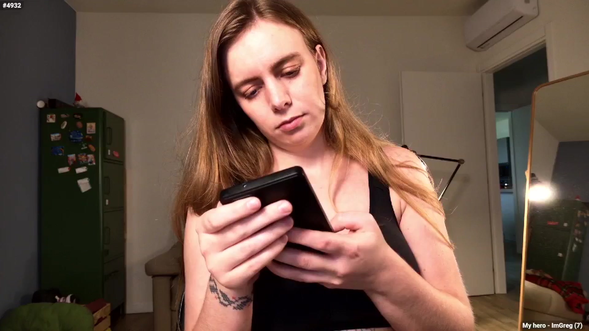 Gallery image thumbnail from Personage's myfreecams stream on, 01/14/2026, 14:06 image 17 of 20