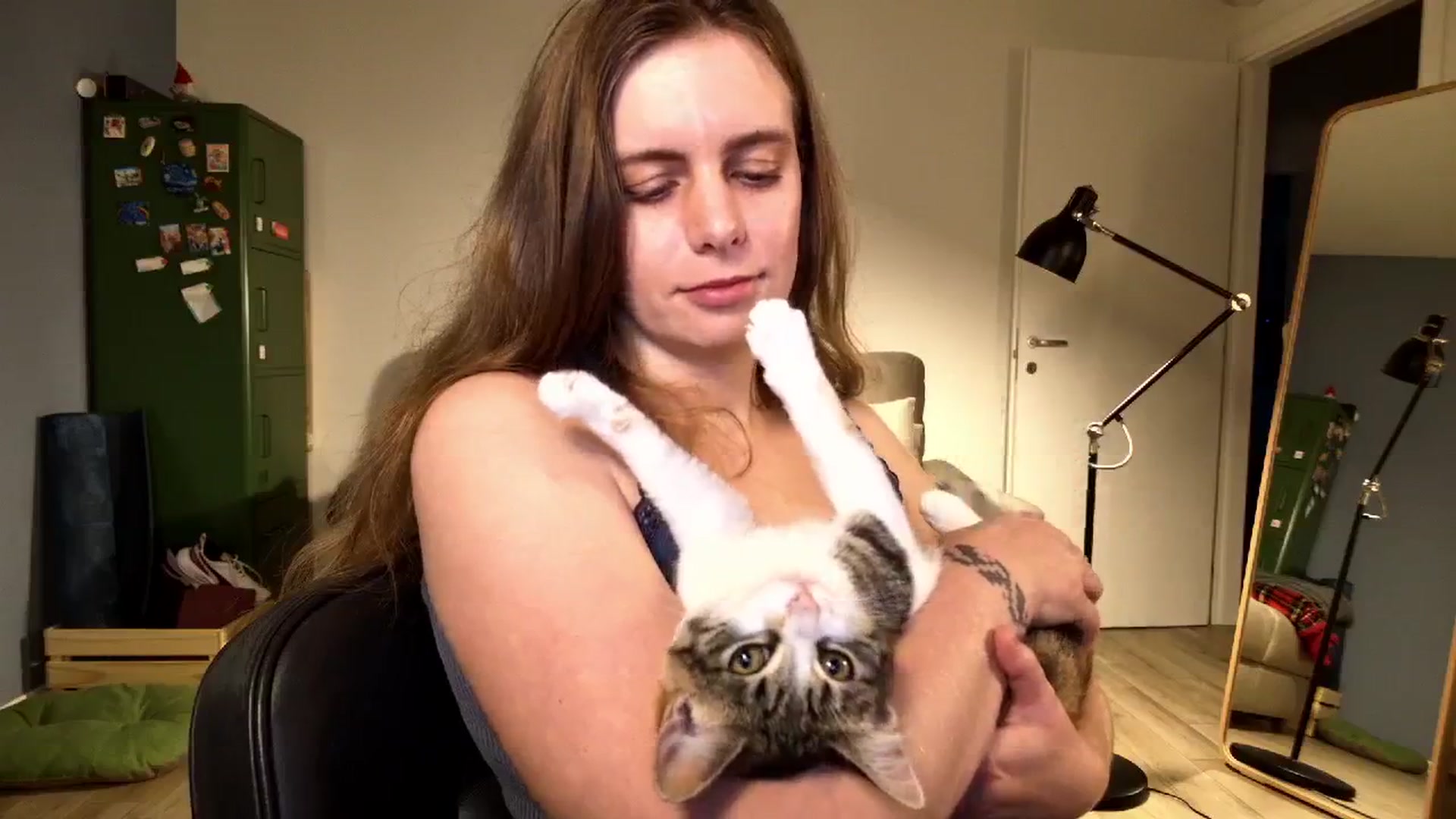 Gallery image thumbnail from Personage's myfreecams stream on, 01/25/2026, 16:03 image 18 of 20