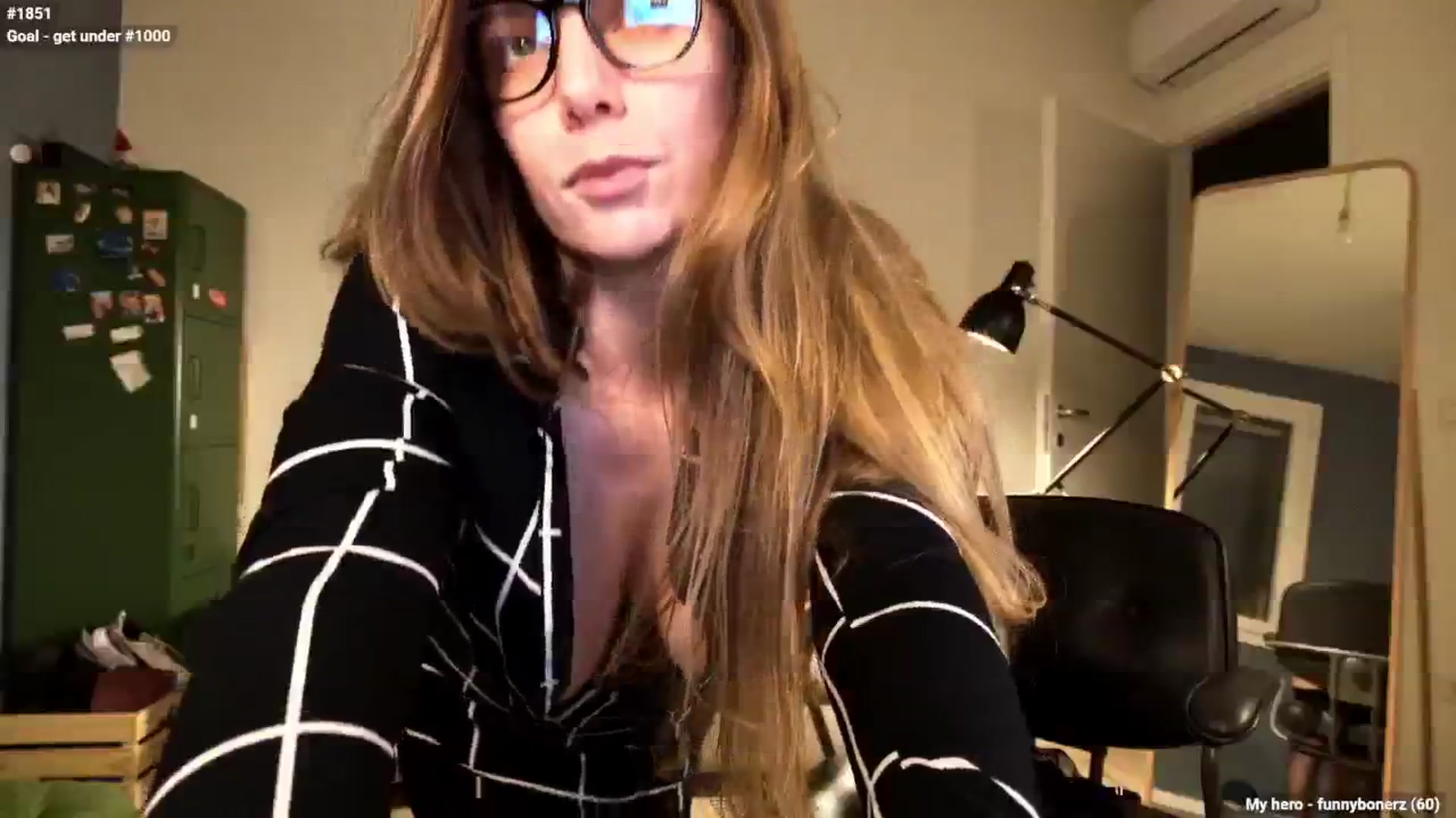 Gallery image thumbnail from Personage's myfreecams stream on, 01/26/2026, 17:21 image 12 of 20