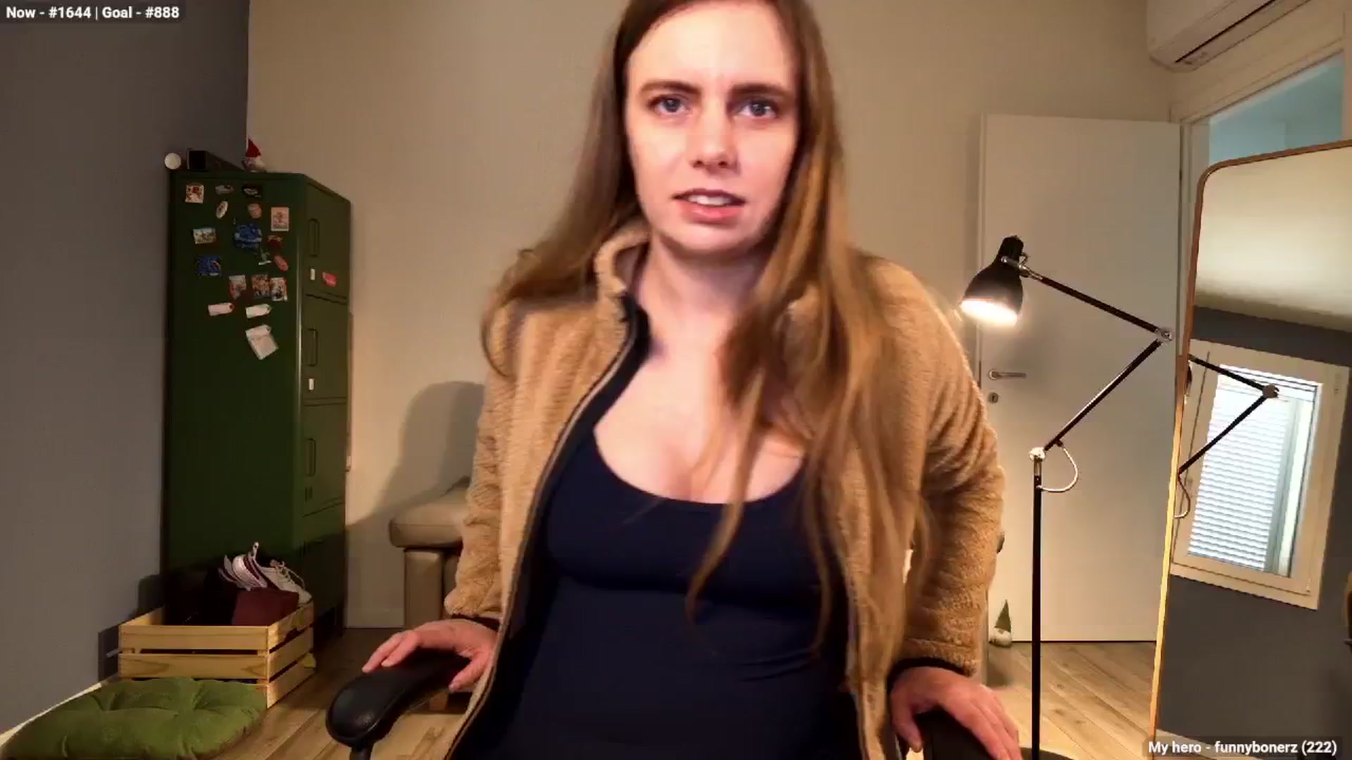 Gallery image thumbnail from Personage's myfreecams stream on, 01/27/2026, 16:17 image 3 of 20
