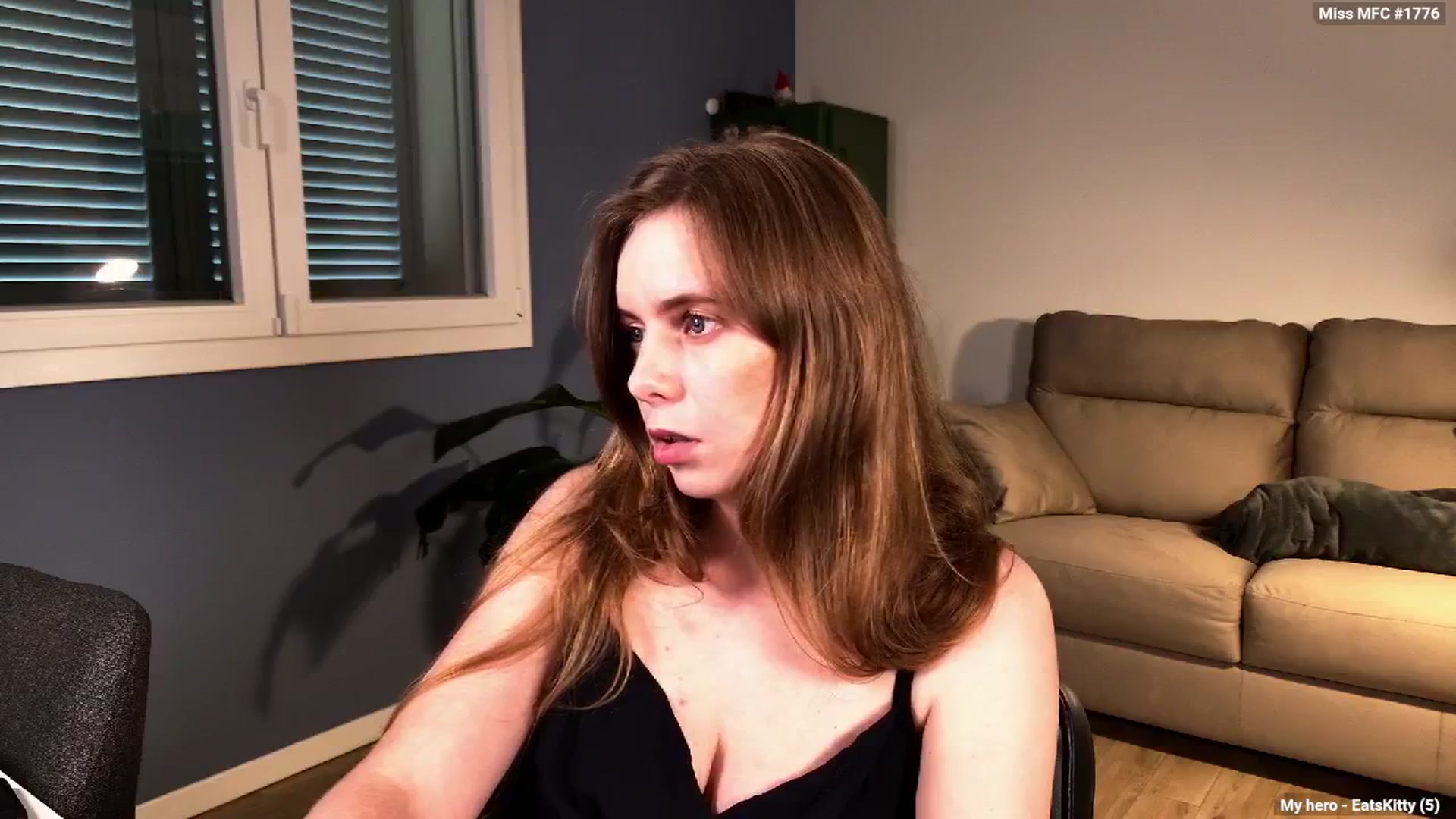 Gallery image thumbnail from Personage's myfreecams stream on, 02/05/2026, 14:40 image 14 of 20