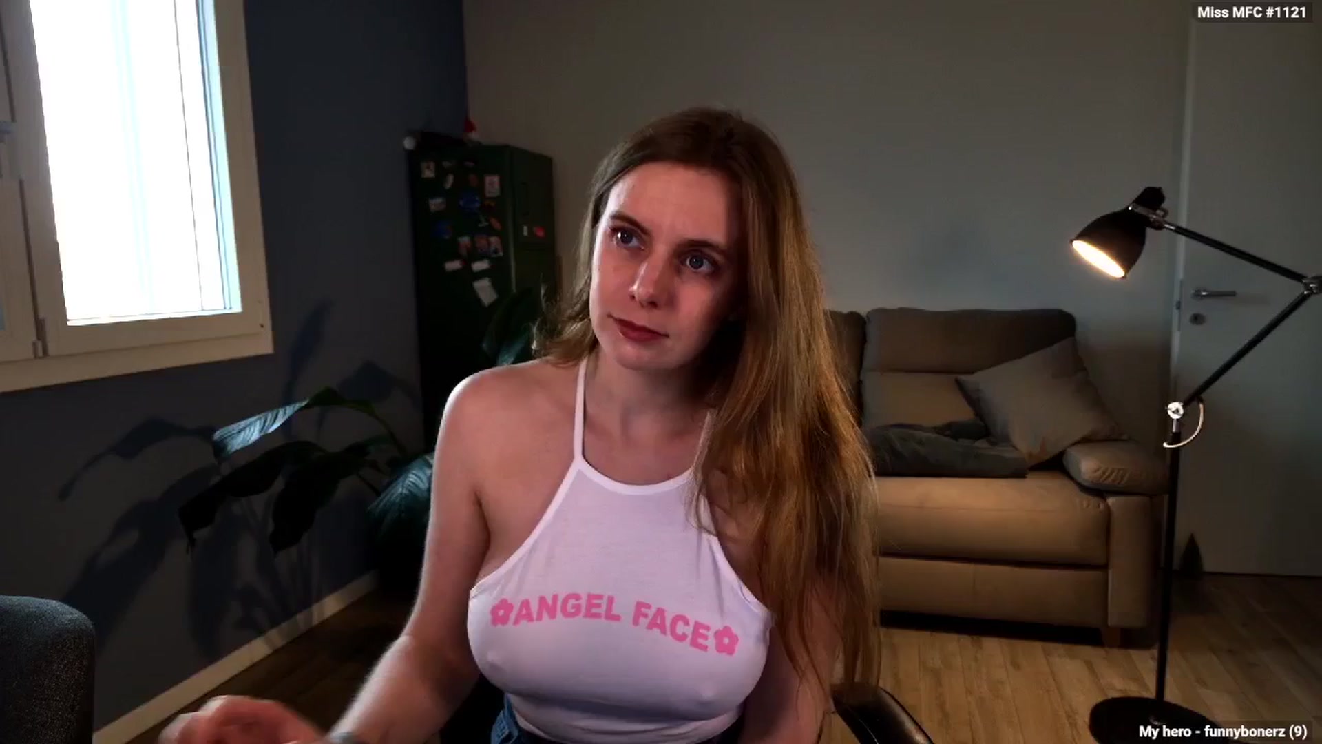 Gallery image thumbnail from Personage's myfreecams stream on, 02/08/2026, 14:09 image 9 of 20