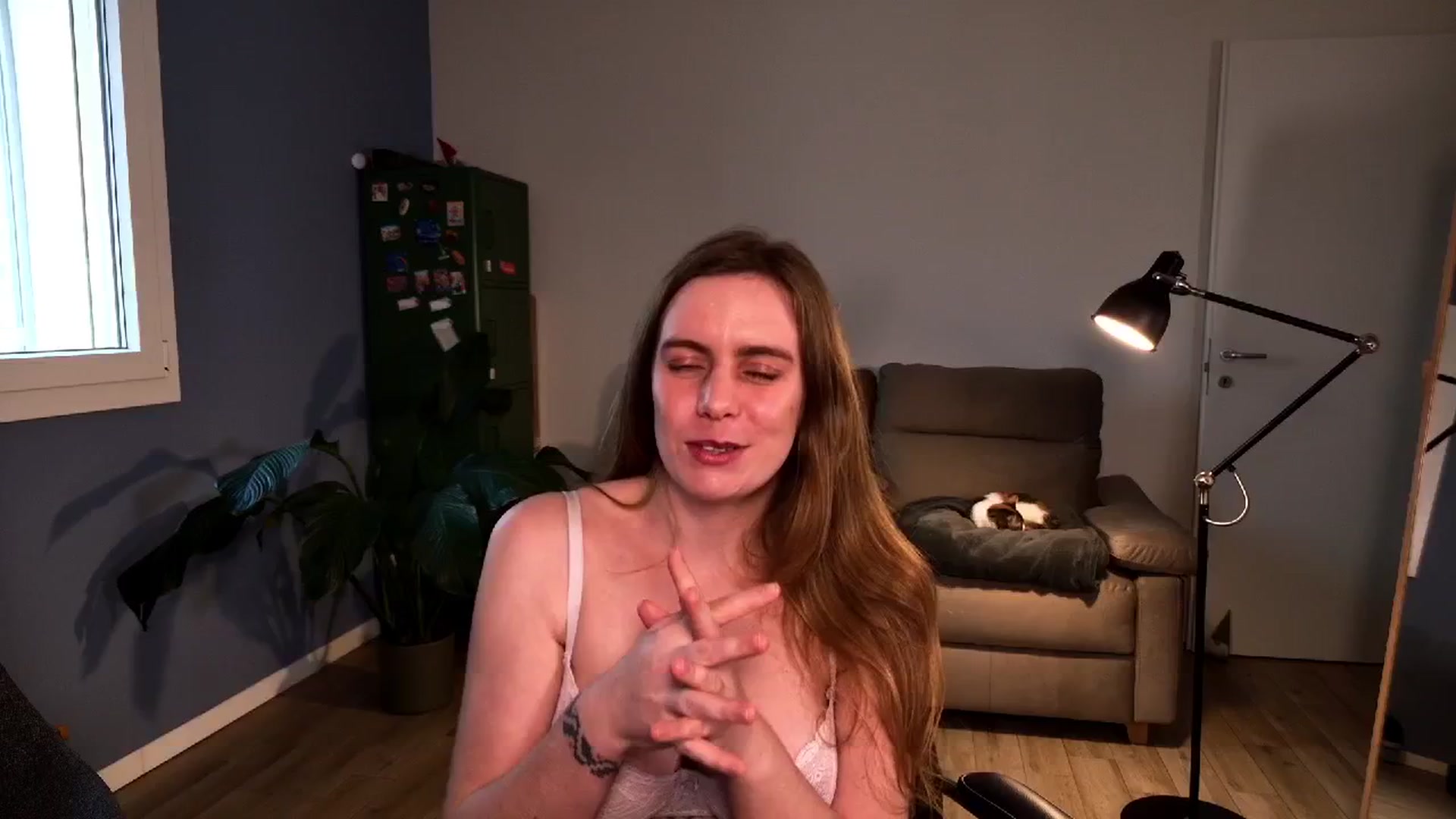 Gallery image thumbnail from Personage's myfreecams stream on, 02/27/2026, 16:19 image 18 of 20