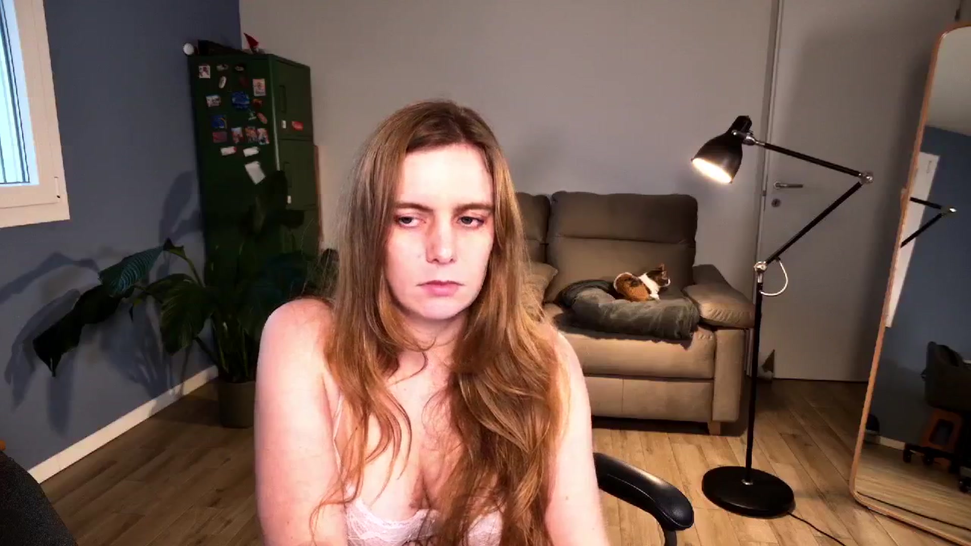 Gallery image thumbnail from Personage's myfreecams stream on, 02/27/2026, 16:40 image 7 of 20