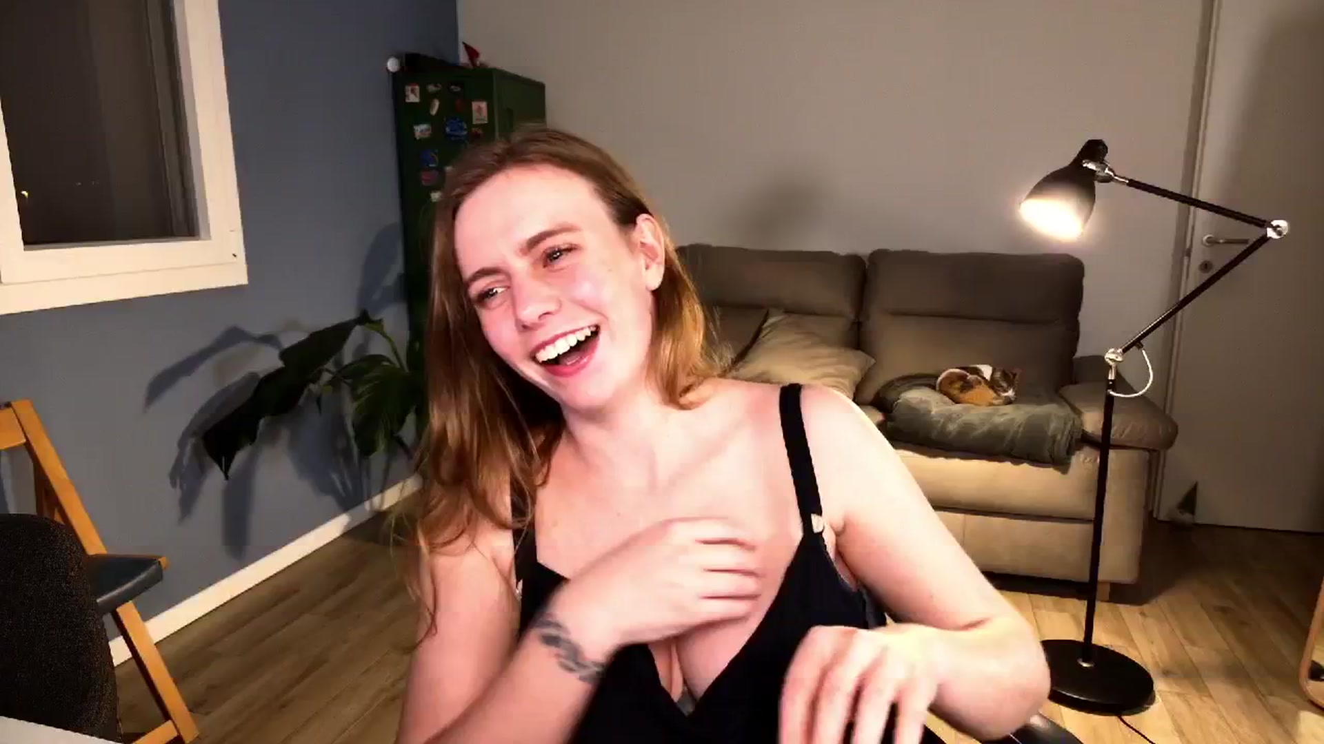Gallery image thumbnail from Personage's myfreecams stream on, 02/27/2026, 21:26 image 18 of 20