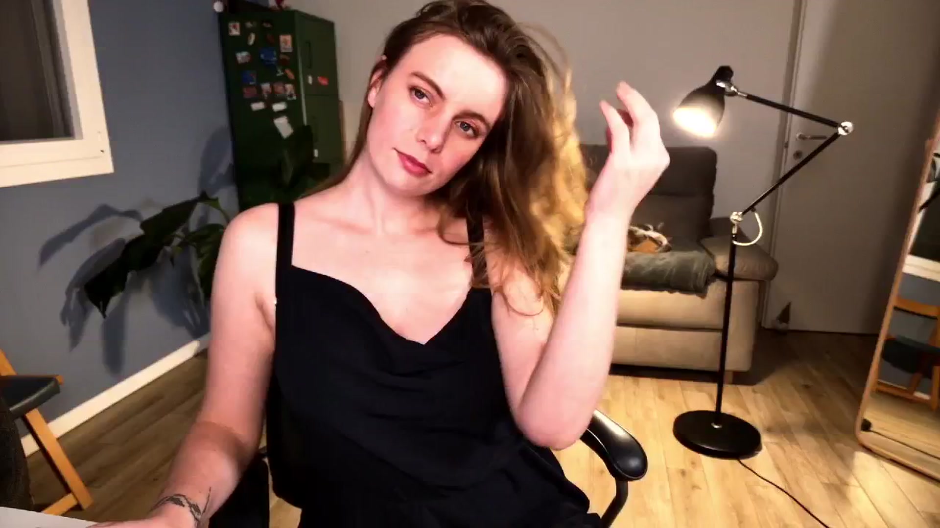 Gallery image thumbnail from Personage's myfreecams stream on, 02/27/2026, 21:26 image 8 of 20