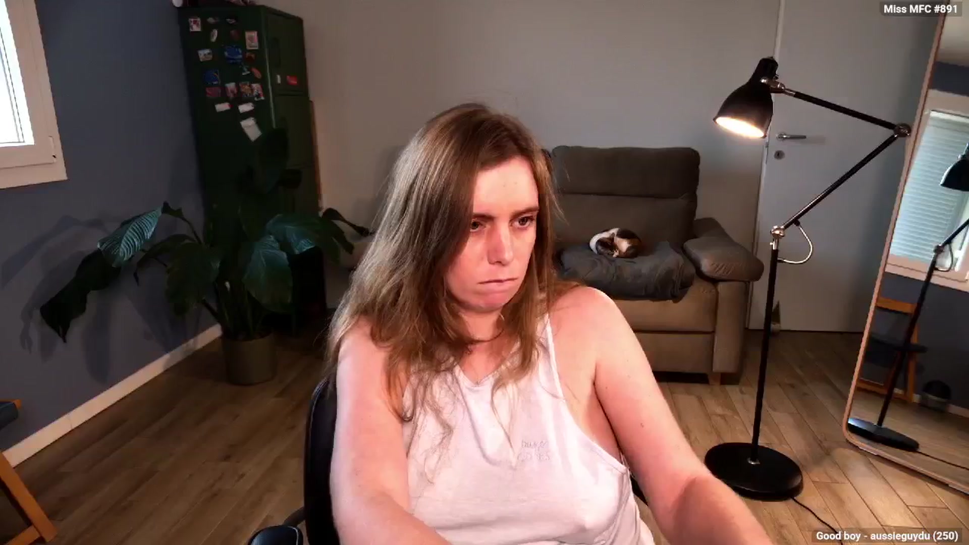 Gallery image thumbnail from Personage's myfreecams stream on, 03/04/2026, 16:37 image 14 of 20
