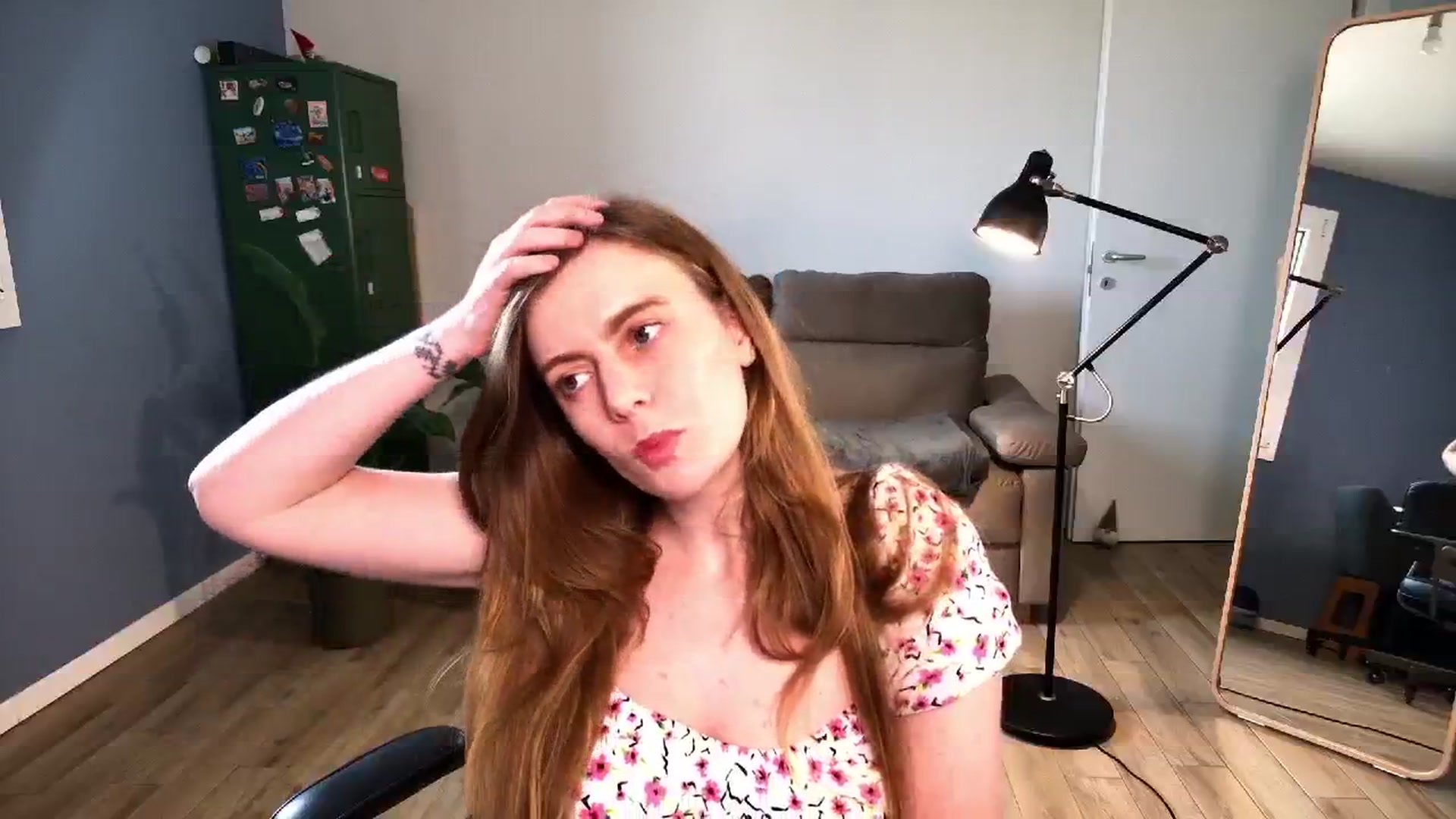 Gallery image thumbnail from Personage's myfreecams stream on, 03/06/2026, 16:02 image 13 of 20