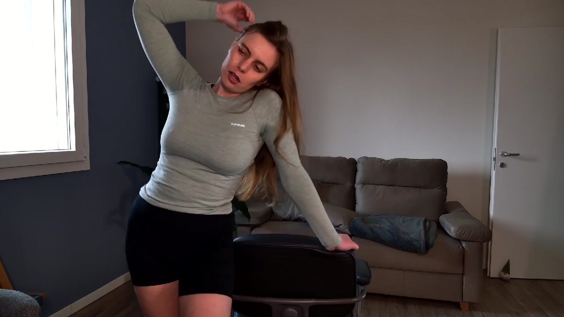 Gallery image thumbnail from Personage's myfreecams stream on, 03/11/2026, 16:27 image 2 of 20