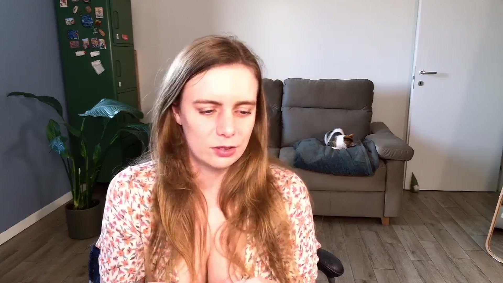 Gallery image thumbnail from Personage's myfreecams stream on, 03/13/2026, 16:00 image 12 of 20