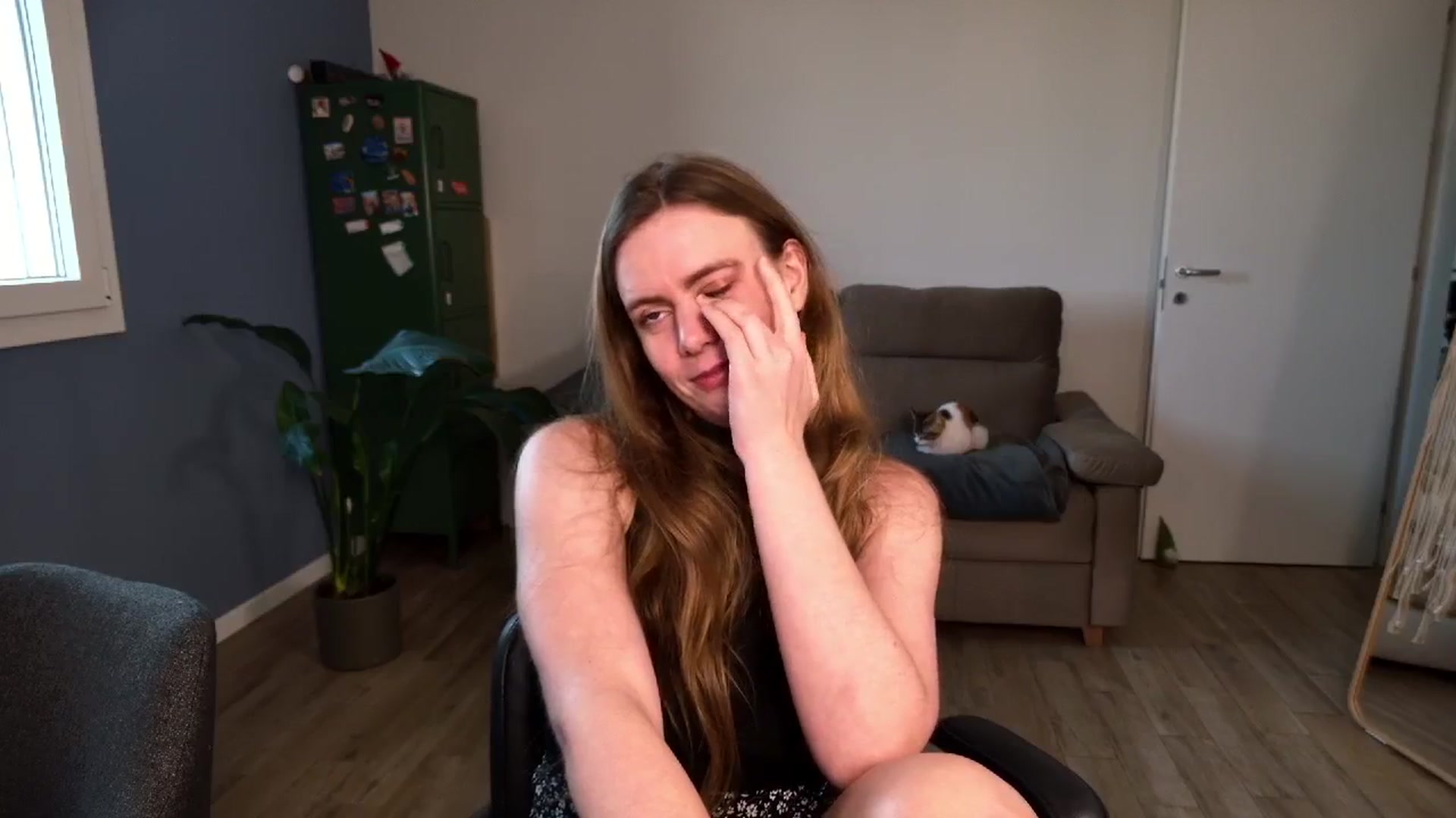 Gallery image thumbnail from Personage's myfreecams stream on, 03/15/2026, 17:49 image 12 of 20