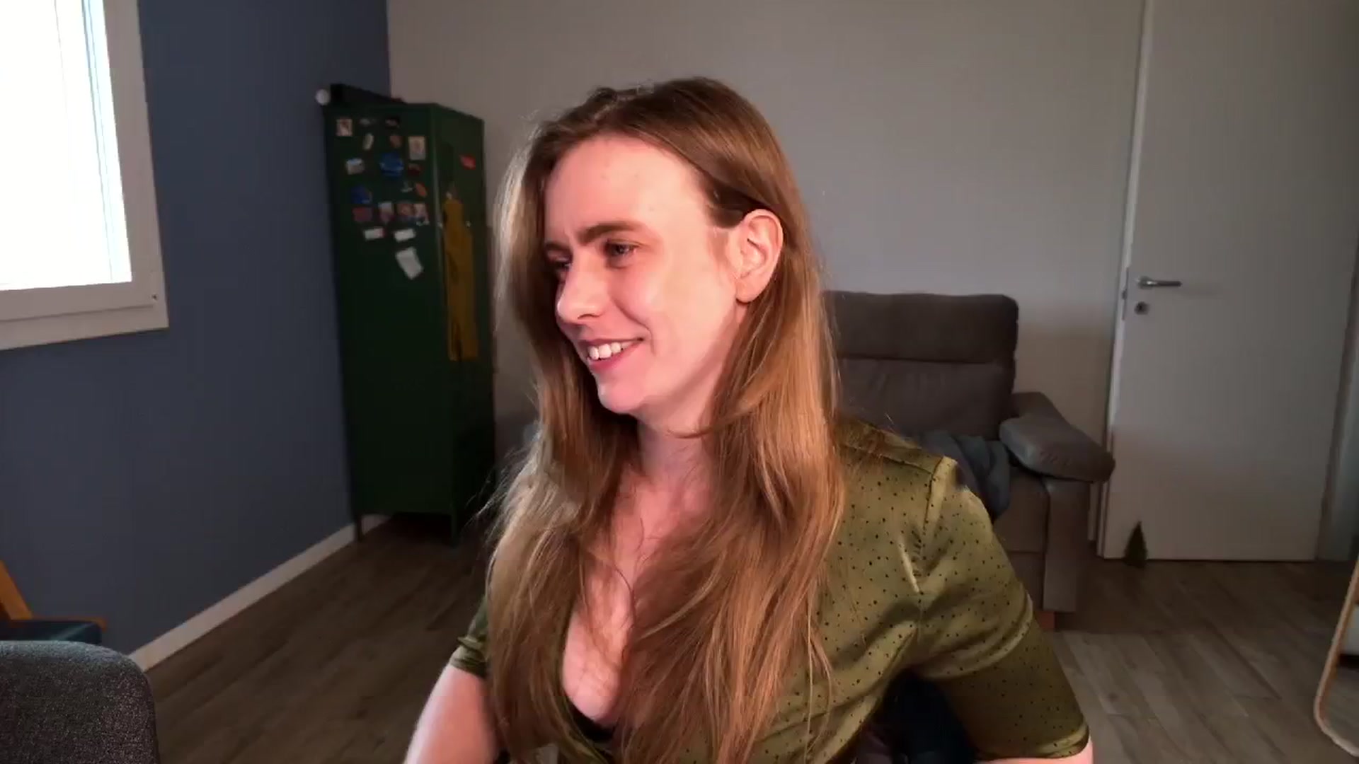 Gallery image thumbnail from Personage's myfreecams stream on, 03/25/2026, 15:13 image 13 of 20