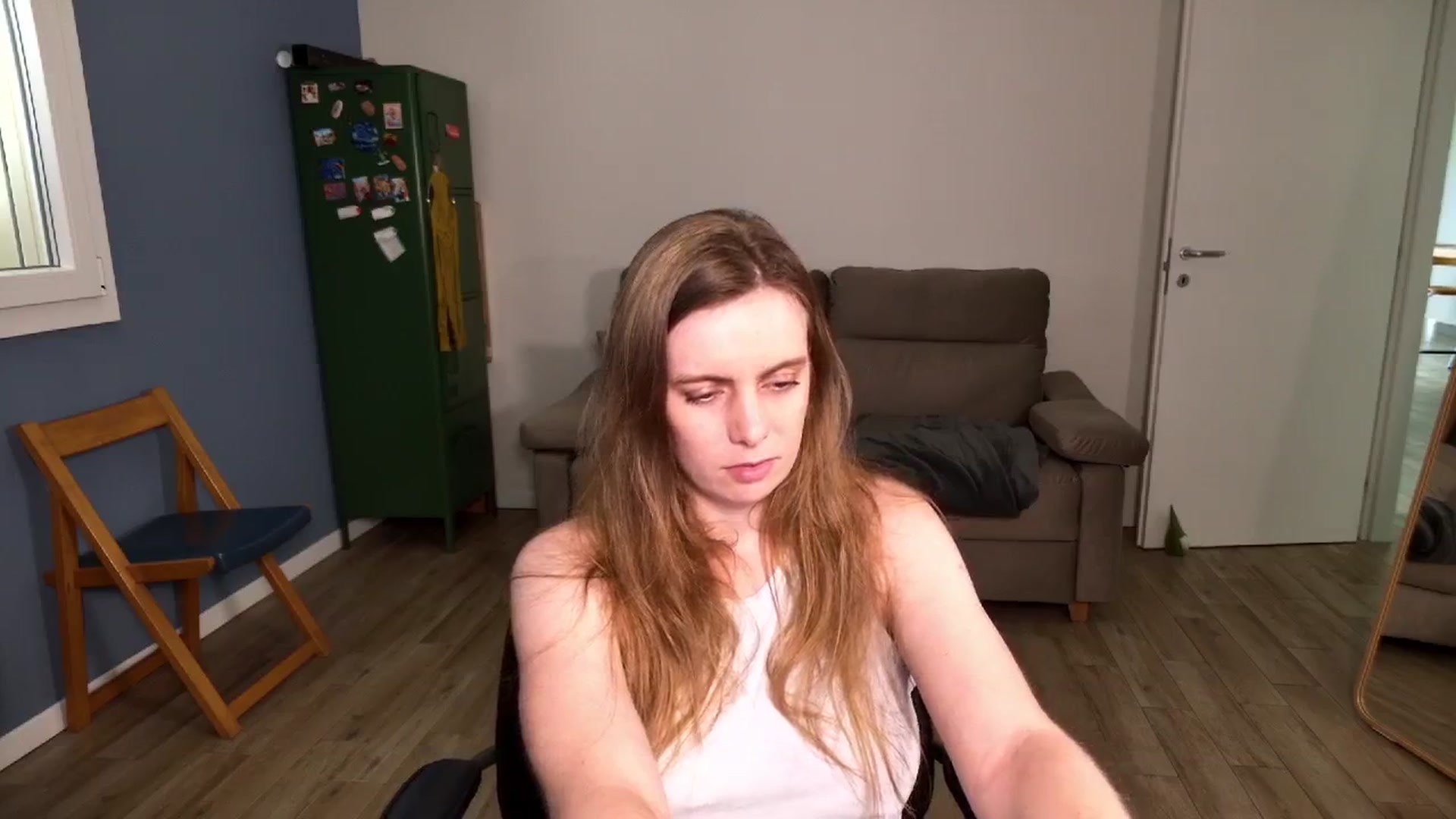 Gallery image thumbnail from Personage's myfreecams stream on, 03/27/2026, 14:14 image 13 of 20
