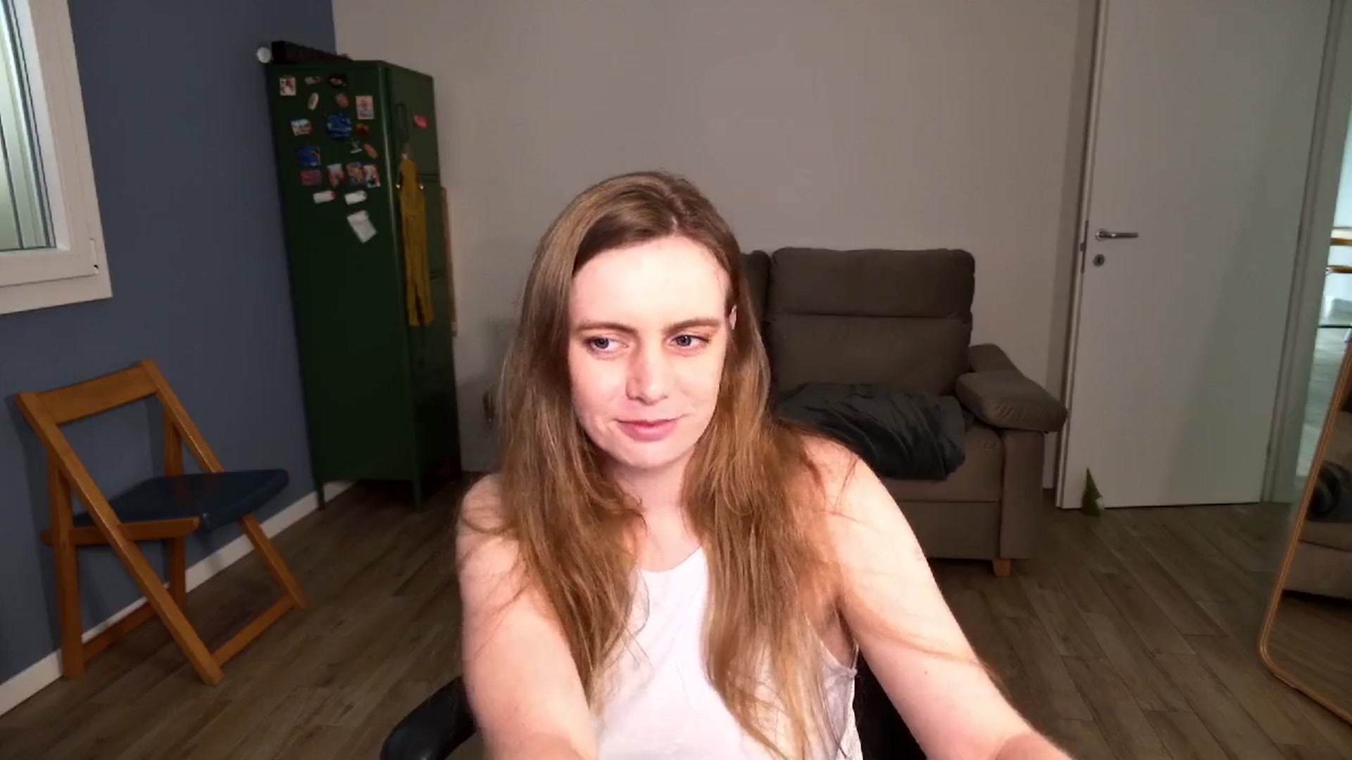 Gallery image thumbnail from Personage's myfreecams stream on, 03/27/2026, 14:14 image 10 of 20