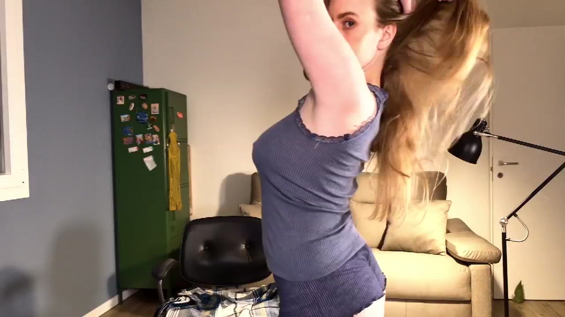 Gallery image thumbnail from Personage's myfreecams stream on, 04/01/2026, 19:42 image 5 of 20