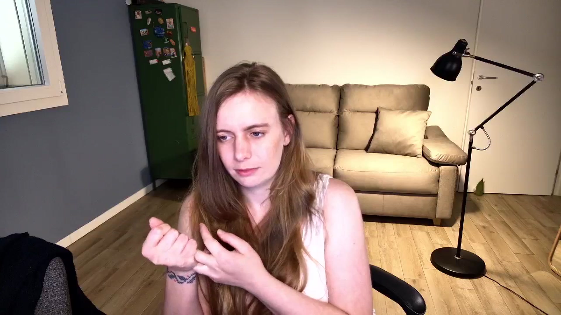Gallery image thumbnail from Personage's myfreecams stream on, 04/02/2026, 16:21 image 13 of 20