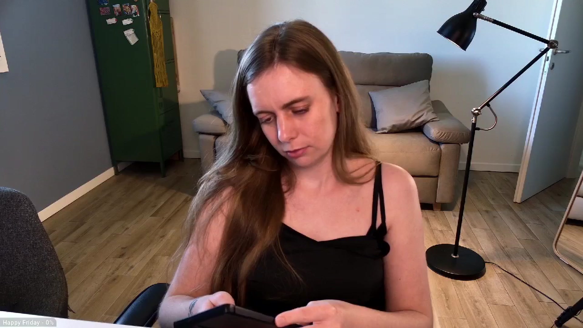 Gallery image thumbnail from Personage's myfreecams stream on, 04/03/2026, 15:35 image 14 of 20