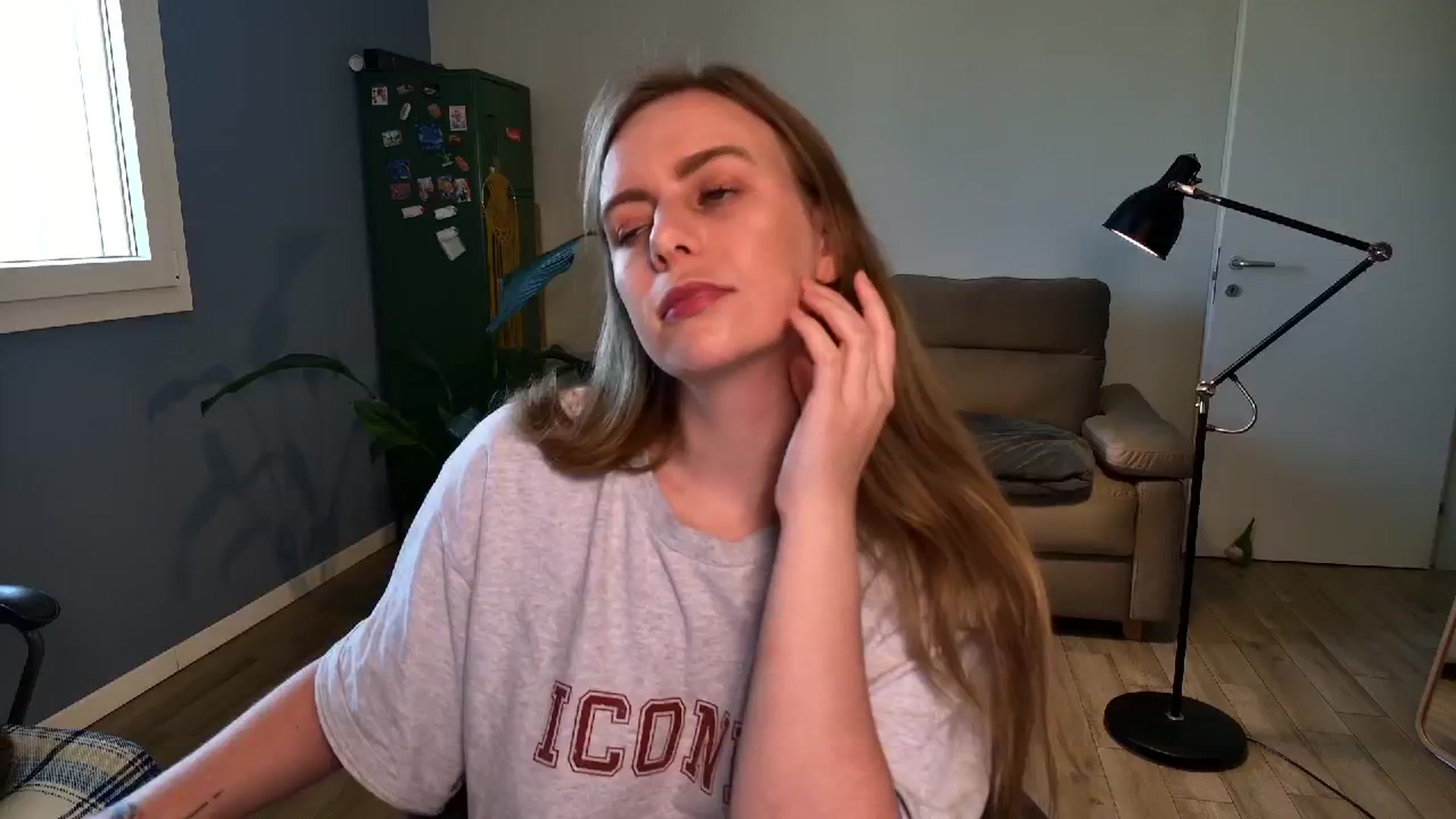 Gallery image thumbnail from Personage's myfreecams stream on, 04/09/2026, 13:14 image 1 of 20