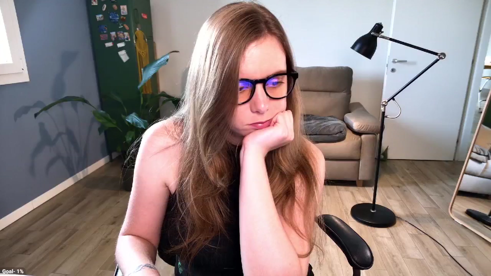 Gallery image thumbnail from Personage's myfreecams stream on, 04/10/2026, 15:58 image 3 of 20