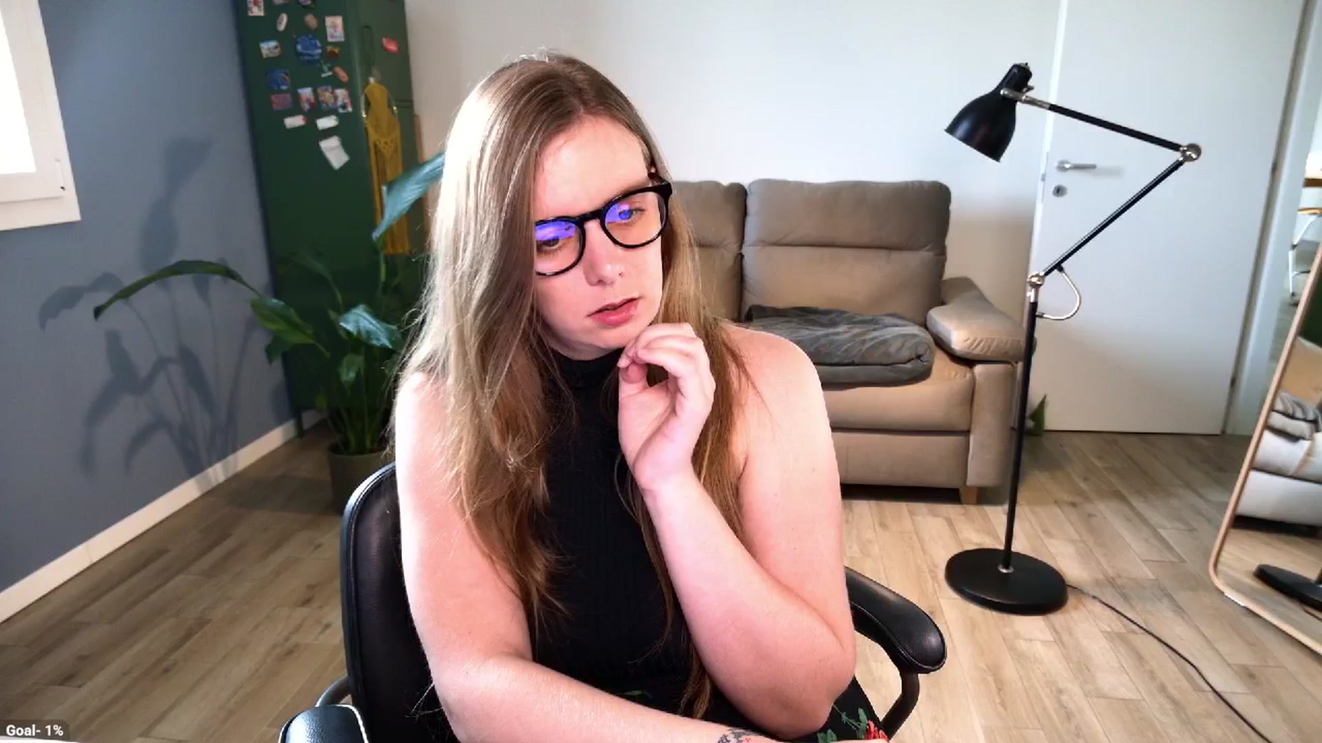 Gallery image thumbnail from Personage's myfreecams stream on, 04/10/2026, 15:58 image 2 of 20