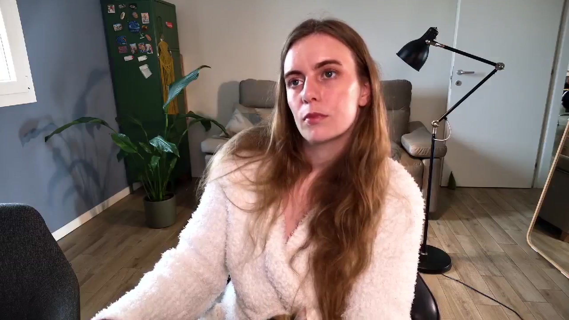 Gallery image thumbnail from Personage's myfreecams stream on, 04/14/2026, 14:20 image 9 of 20