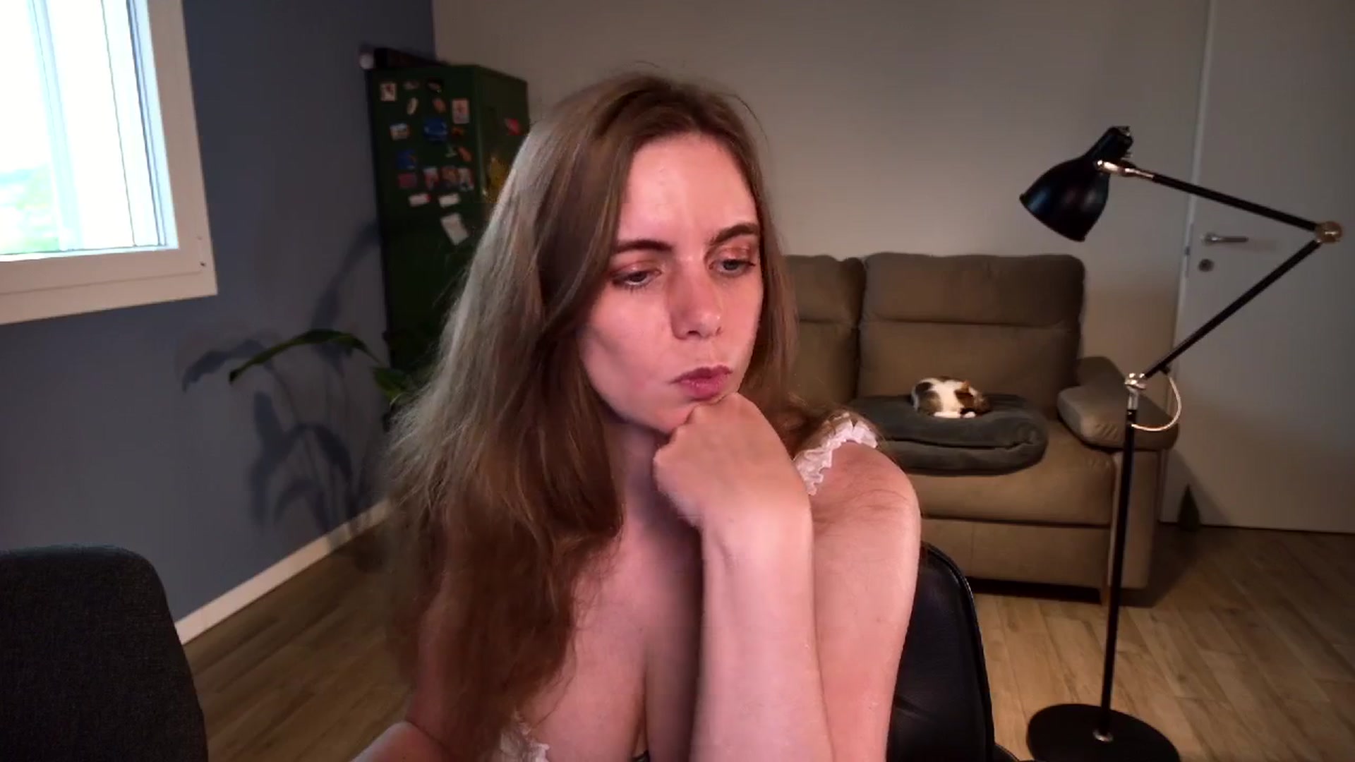 Gallery image thumbnail from Personage's myfreecams stream on, 04/14/2026, 16:25 image 10 of 20