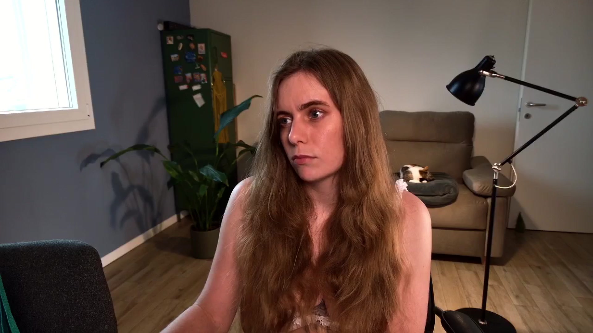 Gallery image thumbnail from Personage's myfreecams stream on, 04/14/2026, 16:25 image 4 of 20
