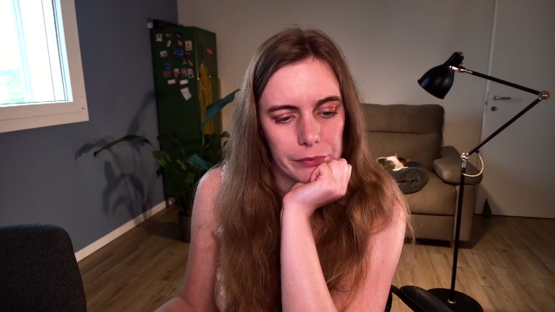 Gallery image thumbnail from Personage's myfreecams stream on, 04/14/2026, 16:25 image 12 of 20