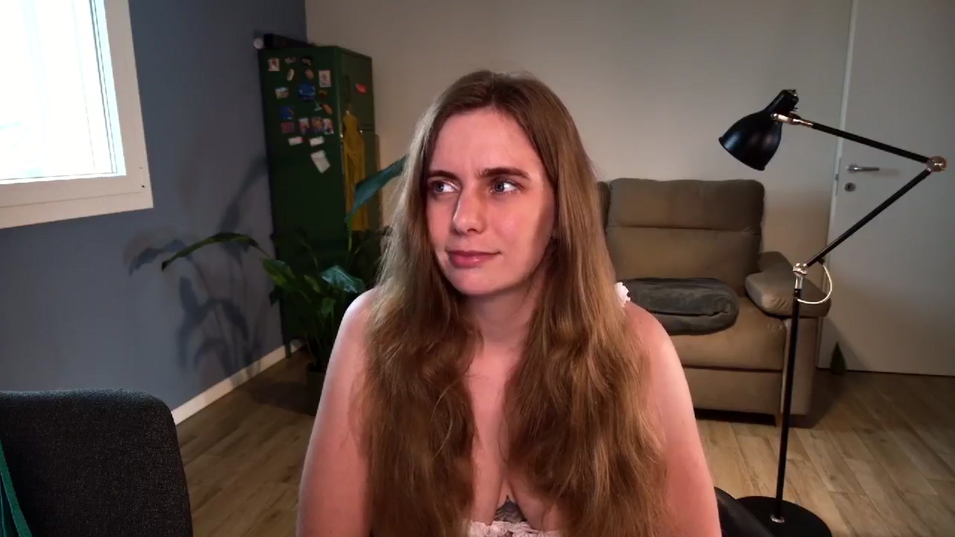 Gallery image thumbnail from Personage's myfreecams stream on, 04/14/2026, 16:25 image 2 of 20