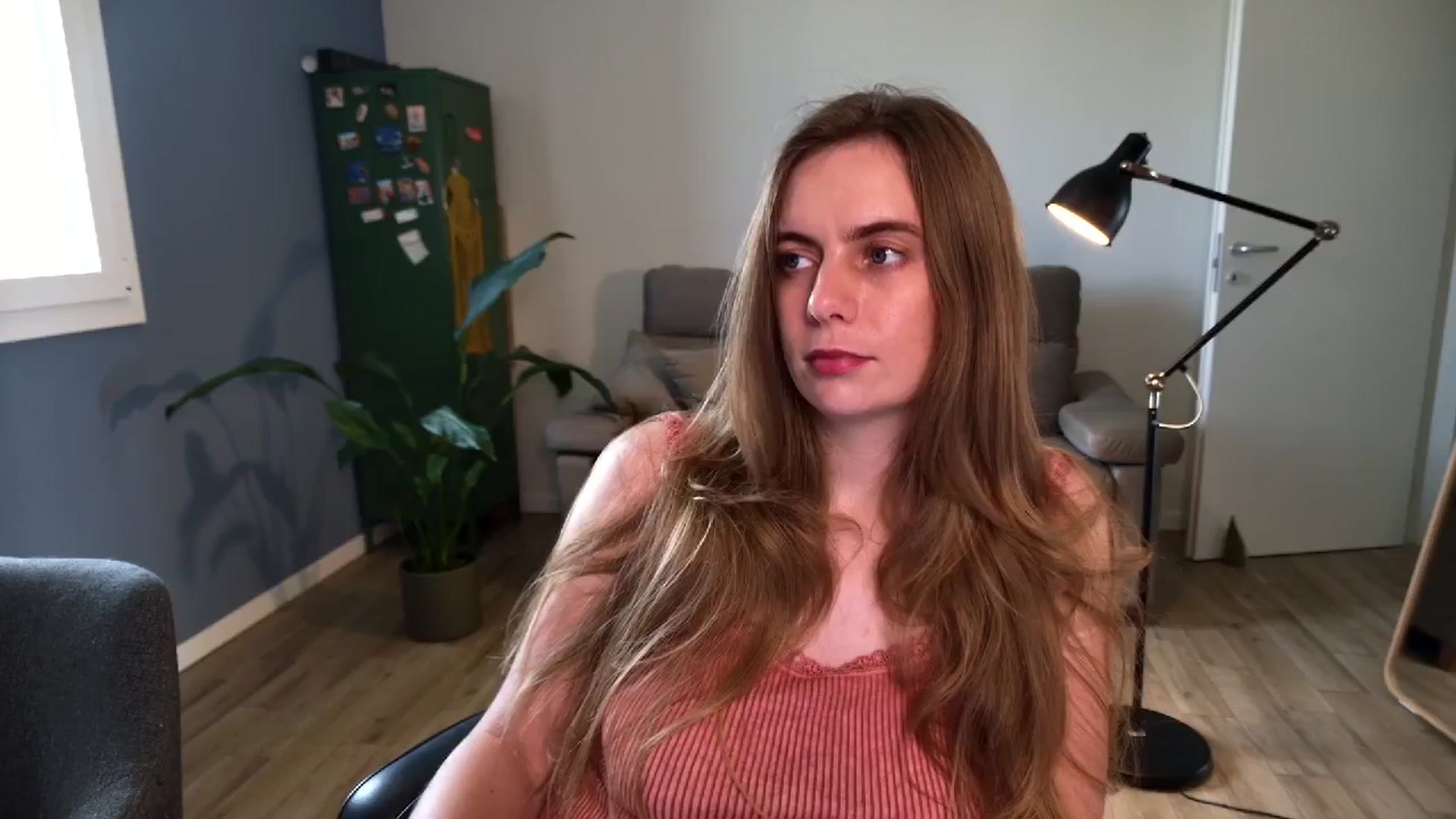 Gallery image thumbnail from Personage's myfreecams stream on, 04/16/2026, 13:25 image 4 of 20