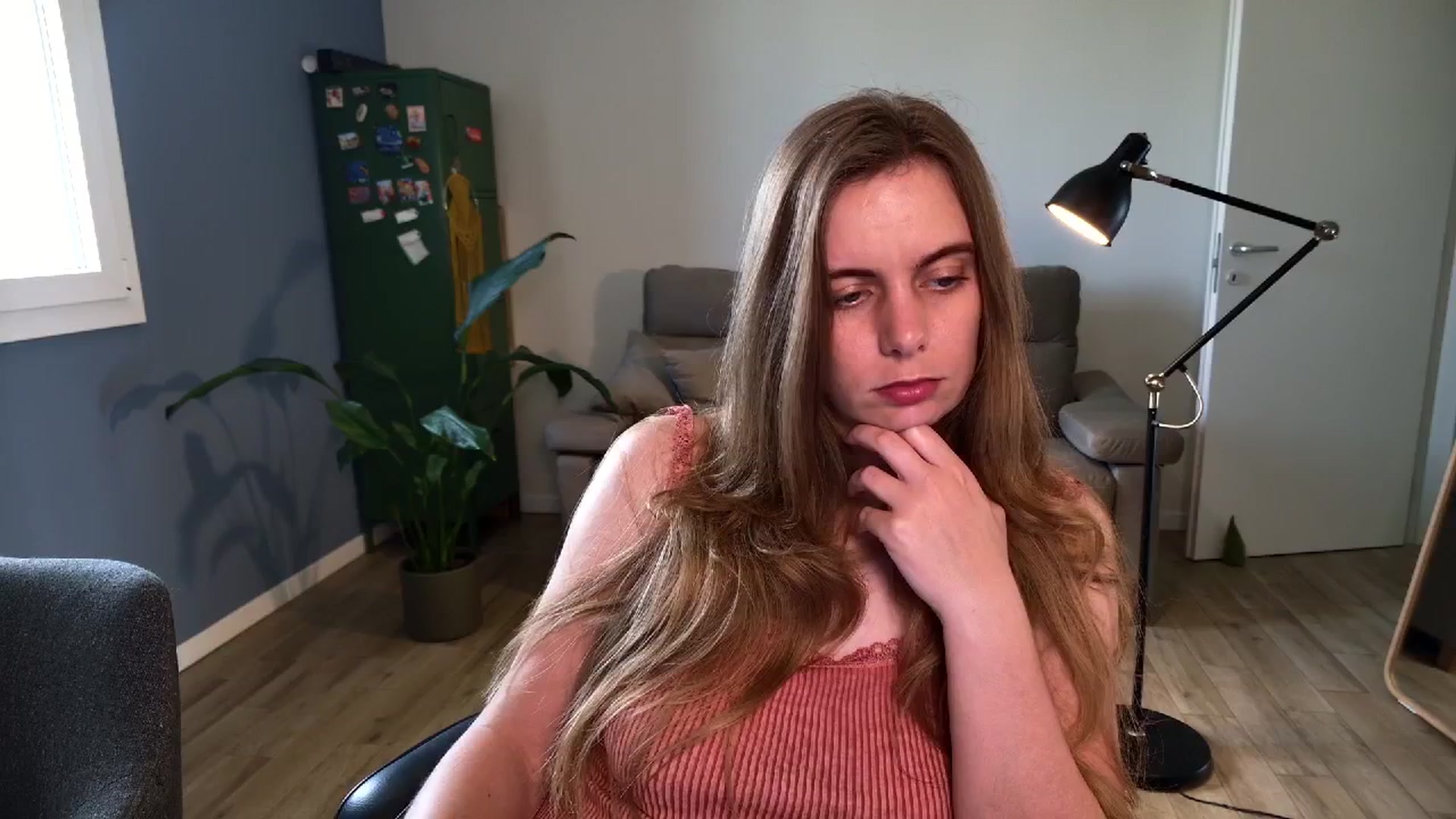 Gallery image thumbnail from Personage's myfreecams stream on, 04/16/2026, 13:25 image 5 of 20