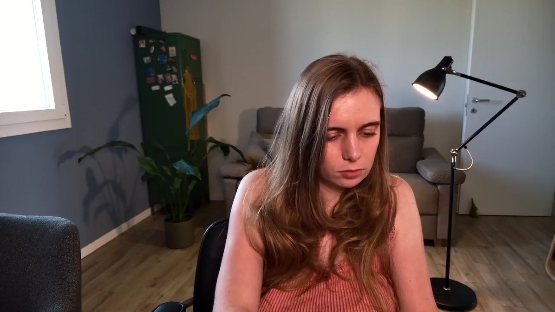 Gallery image thumbnail from Personage's myfreecams stream on, 04/16/2026, 15:31 image 14 of 20