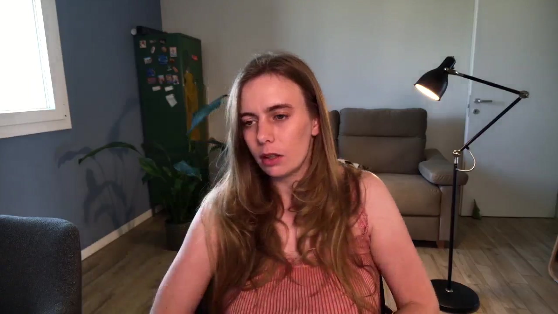 Gallery image thumbnail from Personage's myfreecams stream on, 04/16/2026, 15:31 image 12 of 20