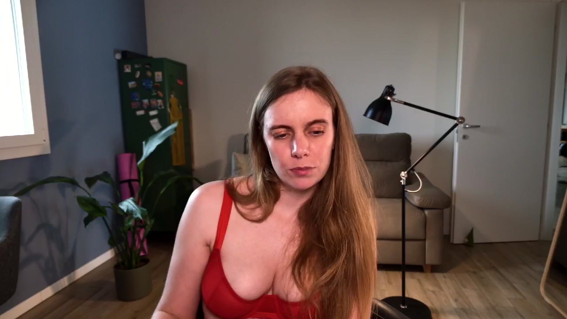 Gallery image thumbnail from Personage's myfreecams stream on, 04/21/2026, 15:11 image 7 of 20