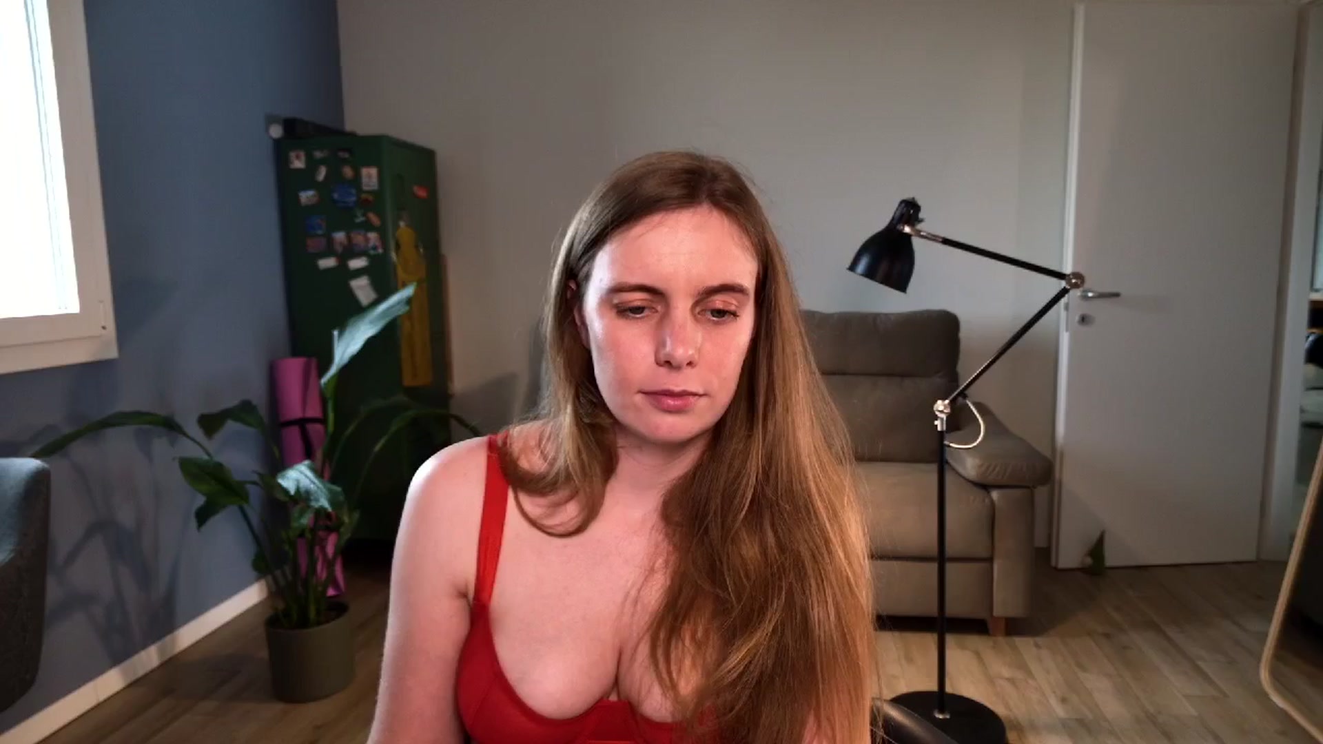 Gallery image thumbnail from Personage's myfreecams stream on, 04/21/2026, 15:11 image 8 of 20