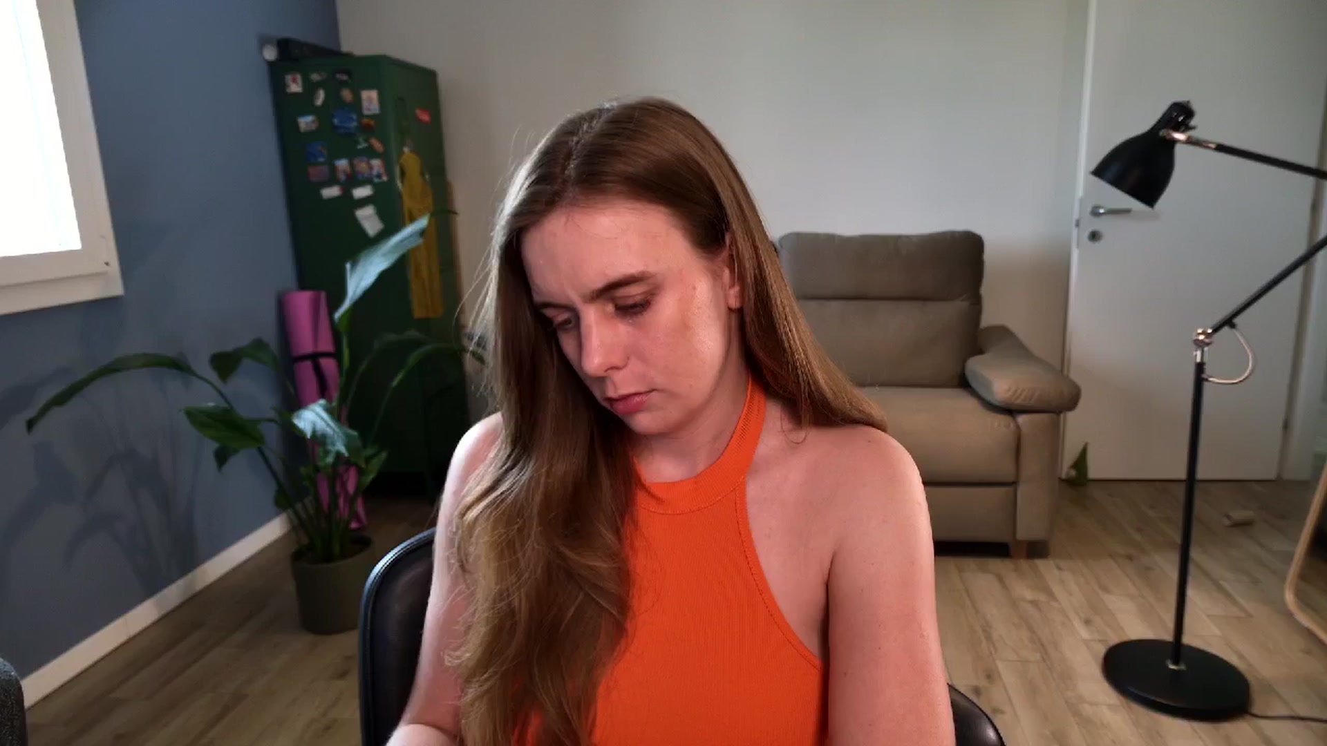 Gallery image thumbnail from Personage's myfreecams stream on, 04/22/2026, 13:14 image 1 of 20