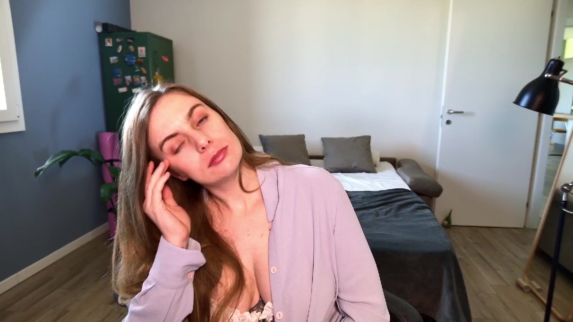 Gallery image thumbnail from Personage's myfreecams stream on, 04/26/2026, 15:19 image 11 of 20