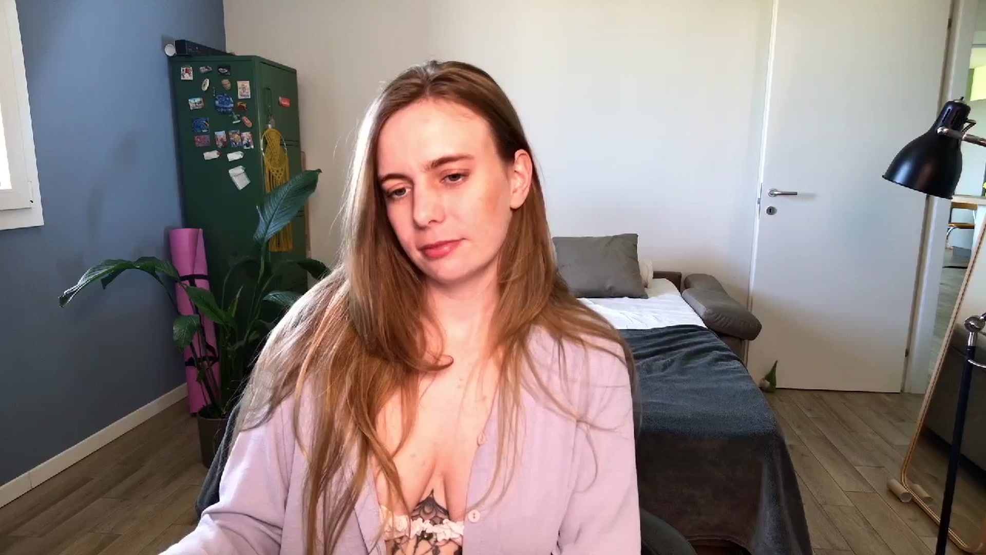 Gallery image thumbnail from Personage's myfreecams stream on, 04/26/2026, 15:19 image 8 of 20
